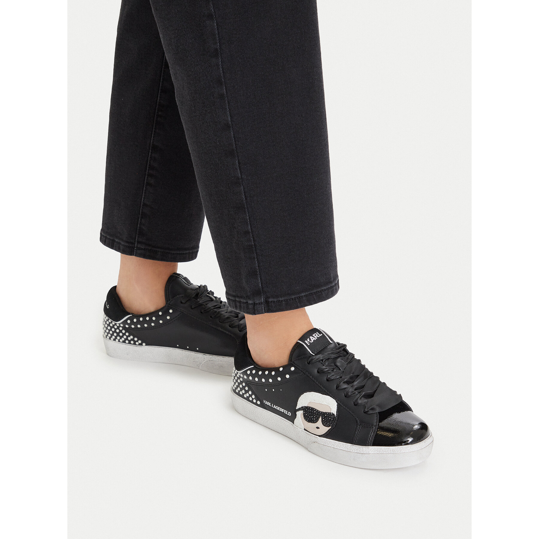 Sneakersy KARL LAGERFELD KL60130N Čierna