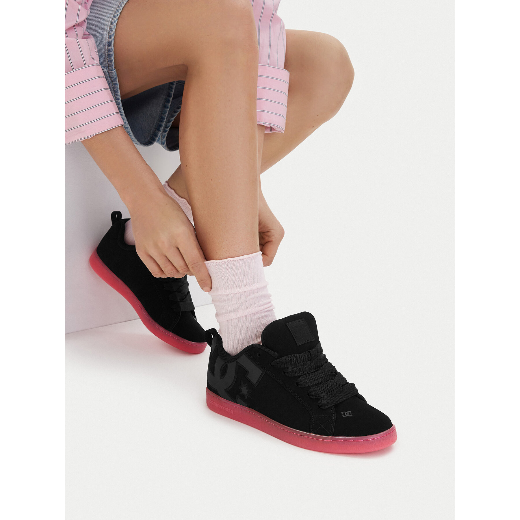 Snīkeri DC Shoes EO-COURT GRAFFIK LE DC02894001 Melns