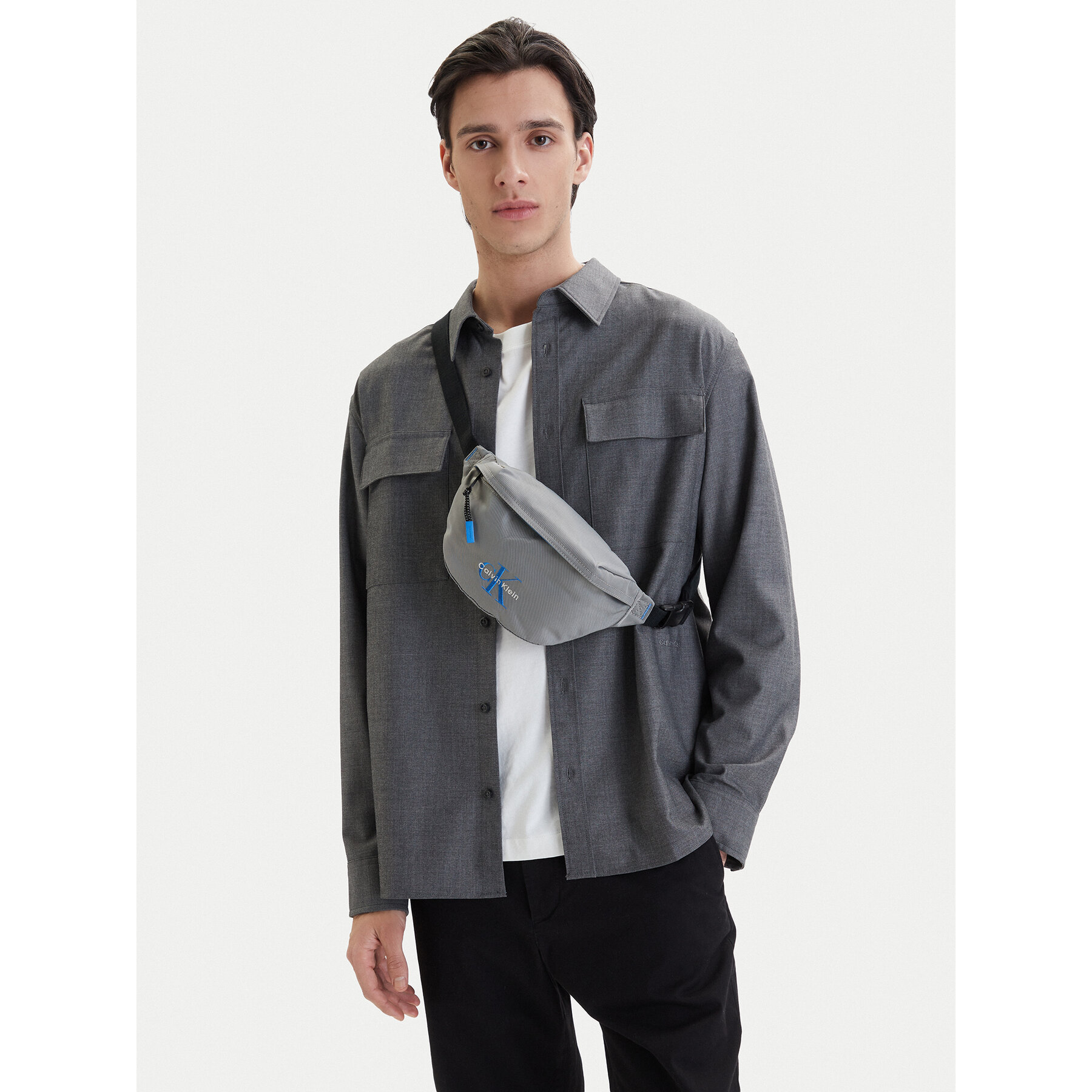 Torbica za okrog pasu﻿ Calvin Klein Bold Waistbag LV04D3116G Siva