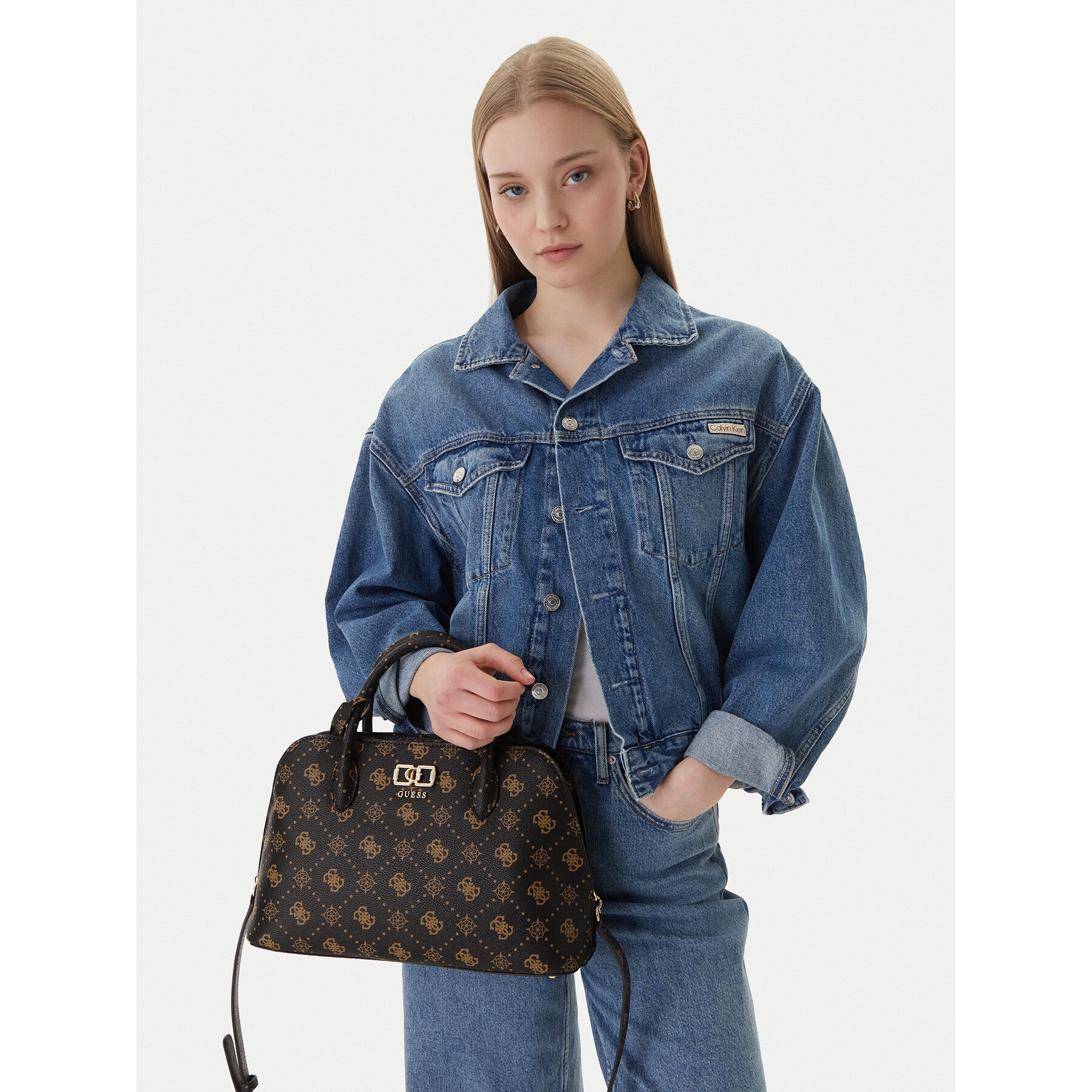 Ročna torba Guess Emelie Logo HWGP99 28060 Rjava