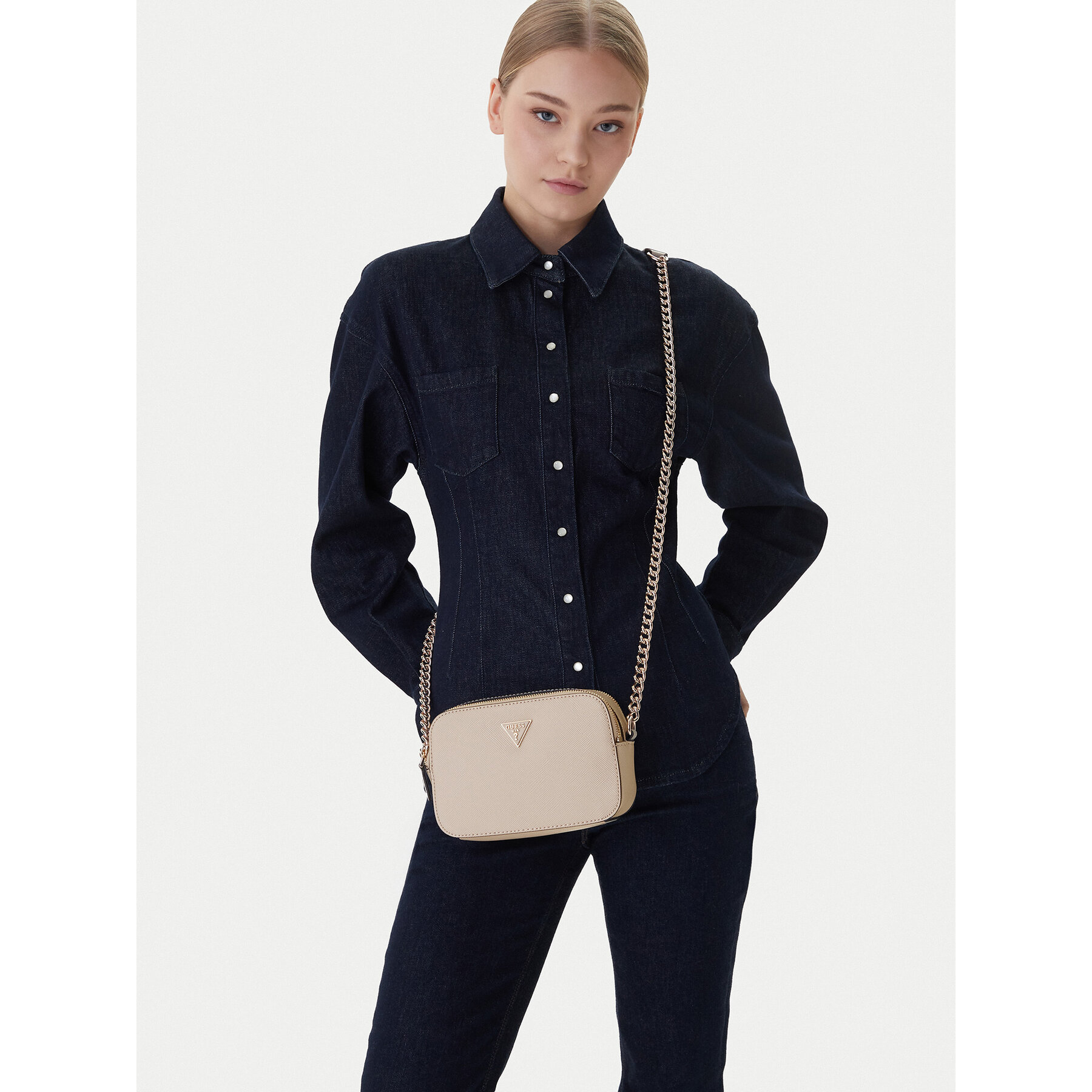 Дамска чанта Guess Noelle II HWZG96 72140 Бежов