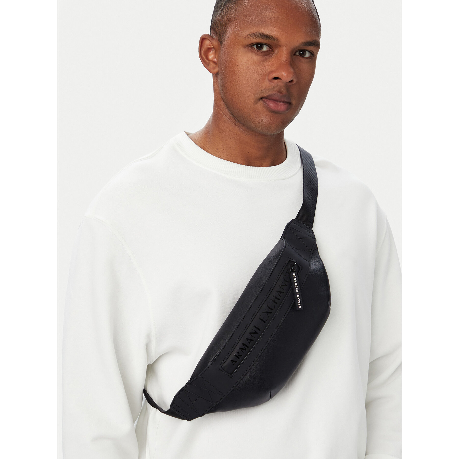 Borsetă Armani Exchange XM003368 AF26679 MC043 Negru