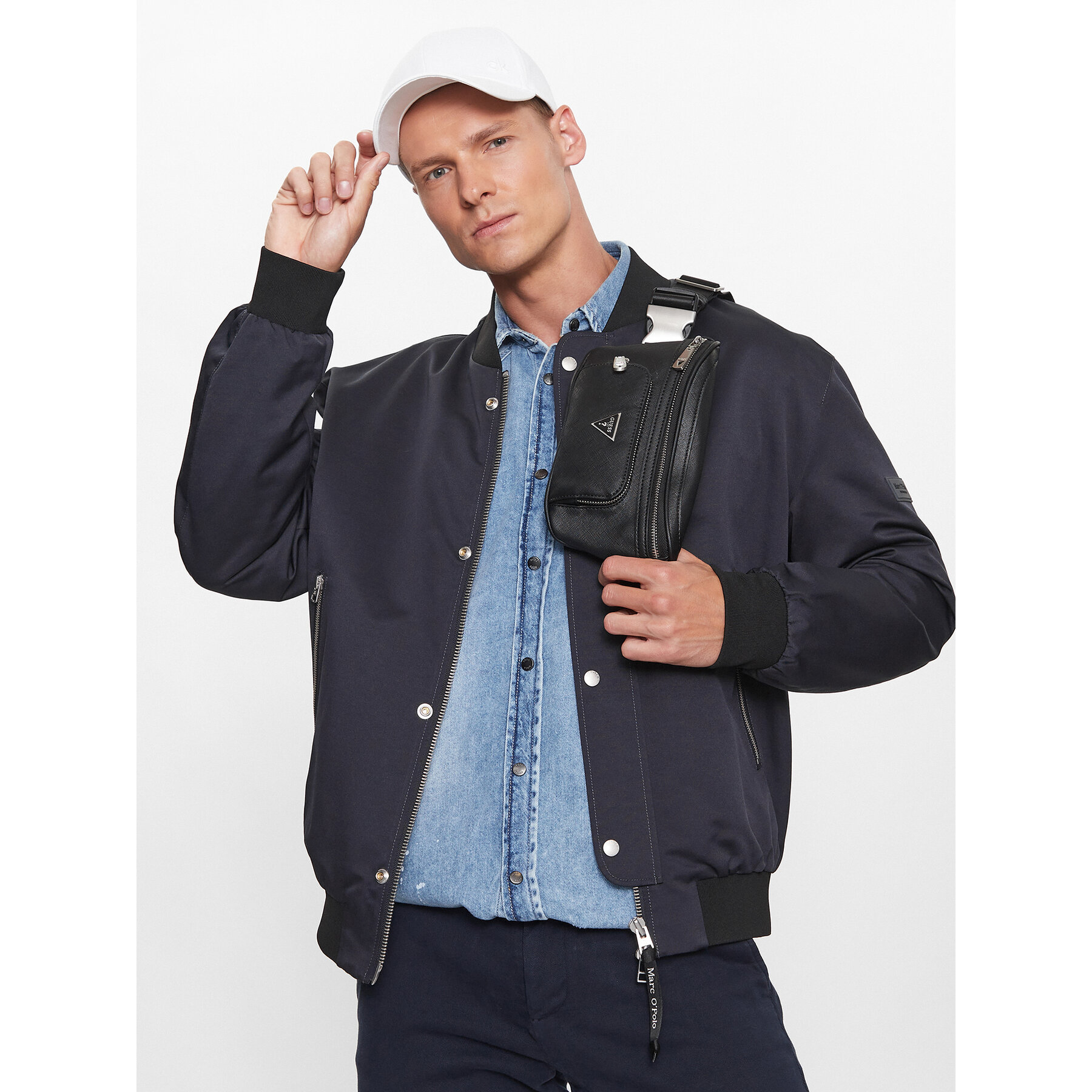 Чанта за кръст﻿ Guess Certosa Saffiano Smart Mini Bags HMECSA P3332 Черен