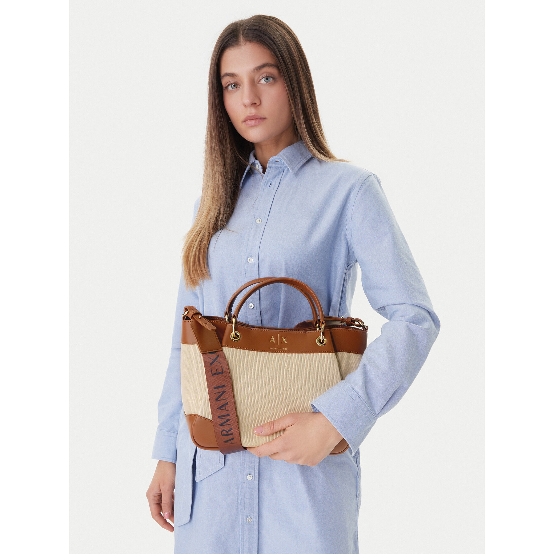 Táska Armani Exchange XW000393 AF22518 M6261 Bézs