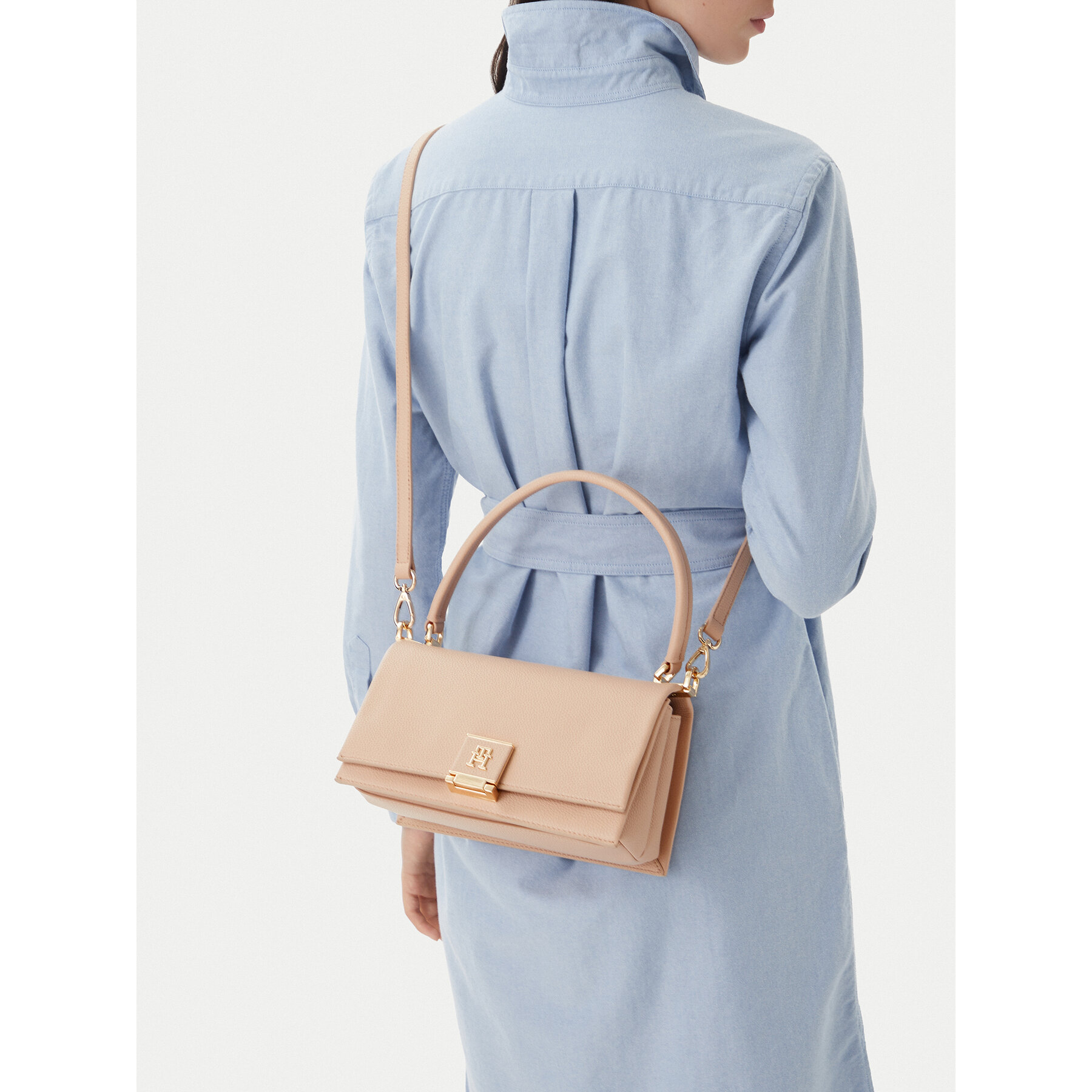 Τσάντα Tommy Hilfiger Th Monogram Pebble Grain Crossbody Bag AW0AW17216 Ροζ