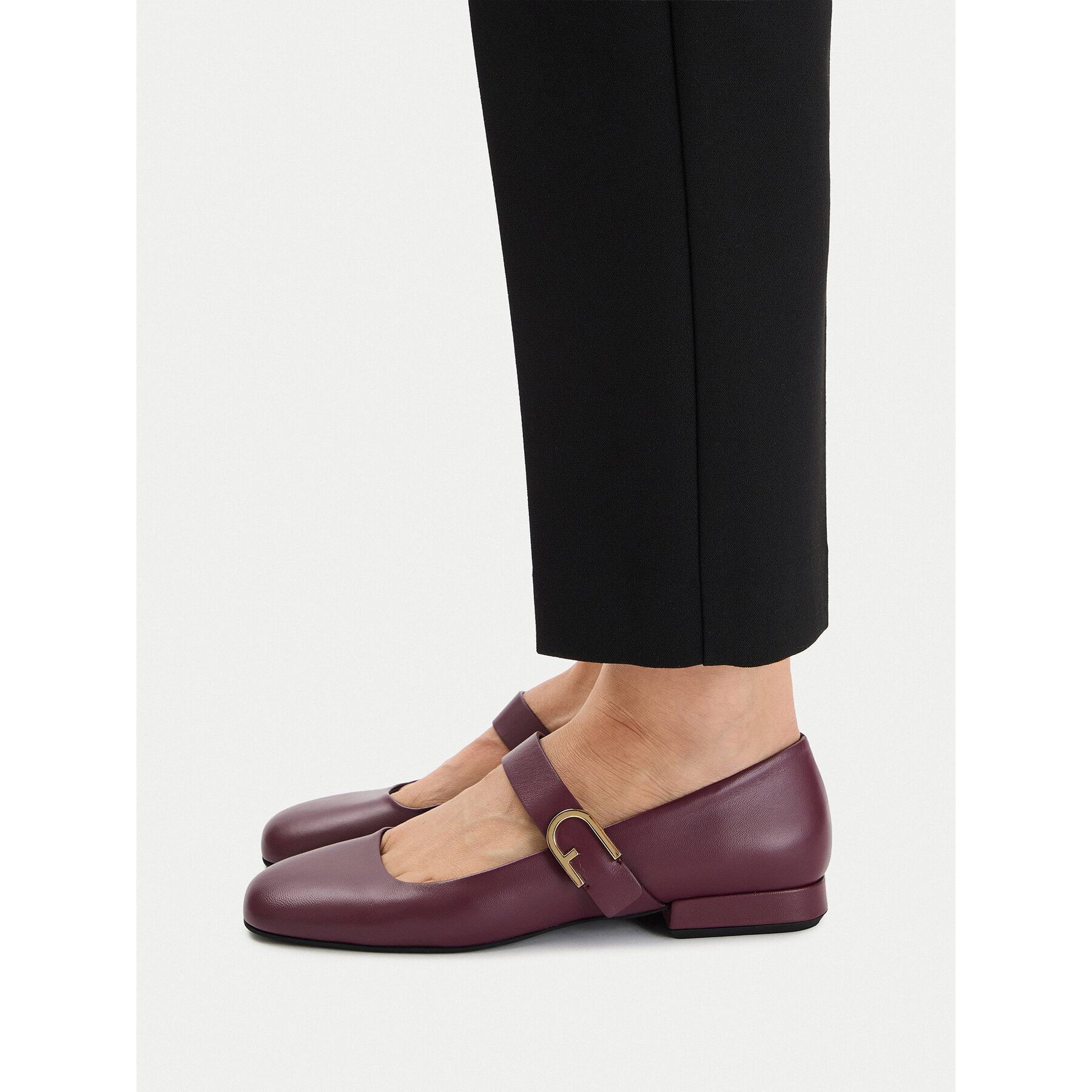 Pantofi Furla Chic Ballerina YJ70HIC X30000 AL 26700 Vișiniu