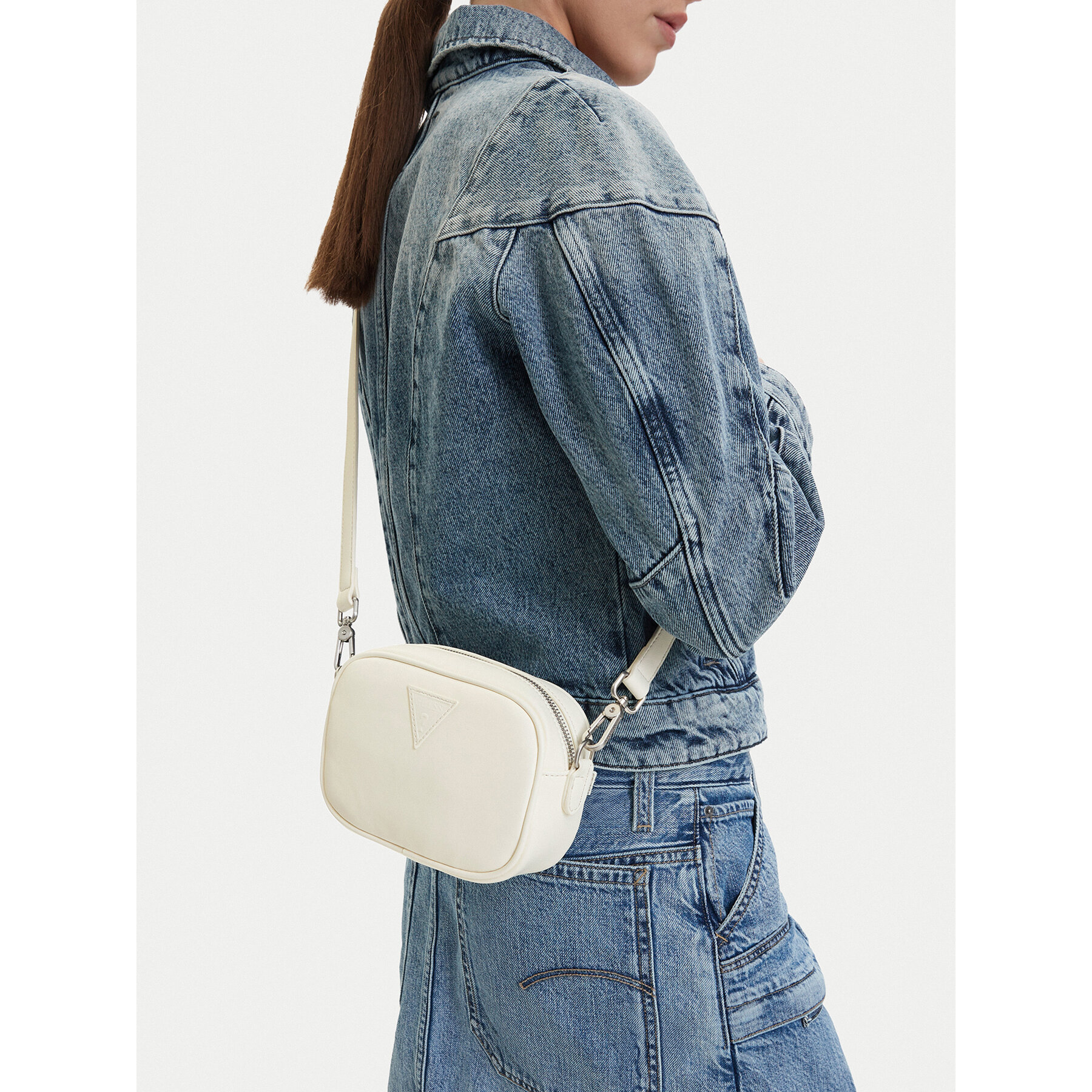 Τσάντα Guess Jeans CWBEO-GUESS-B-012-09 Εκρού