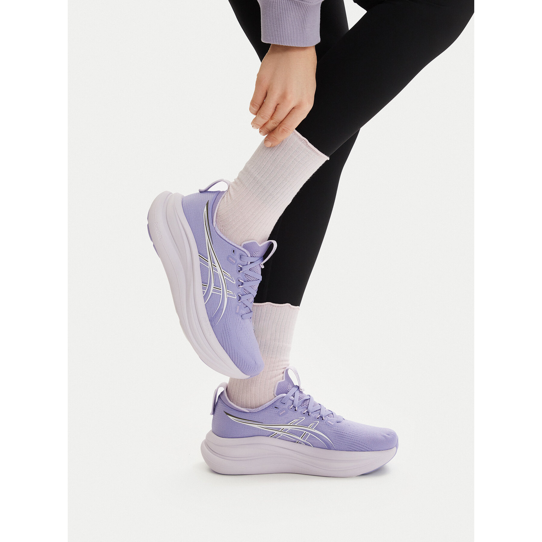 Pantofi pentru alergare Asics Gel-Nimbus 28 1012B899 Violet