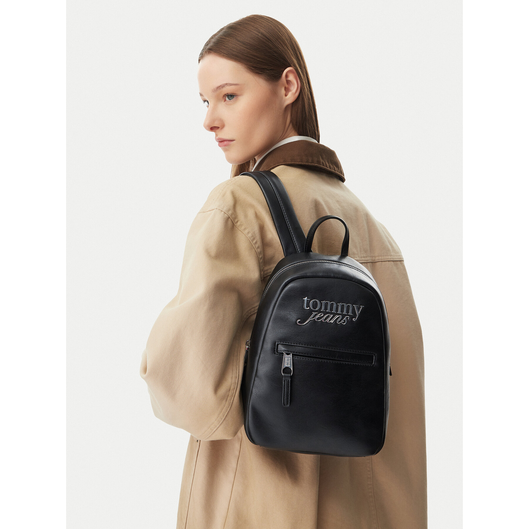 Ruksak Tommy Jeans Tjw Bold Backpack AW0AW18766 Crna