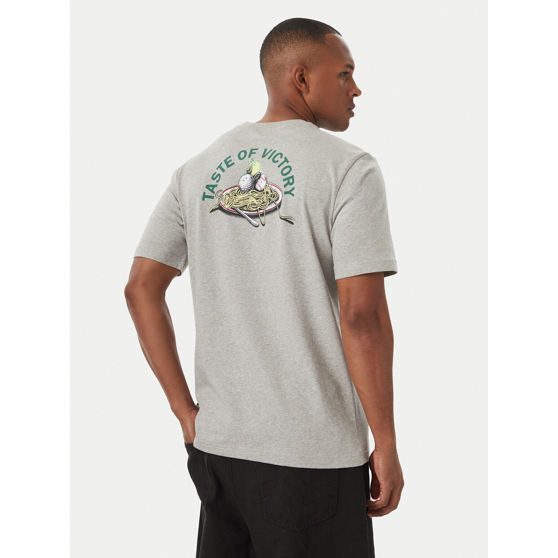adidas T-Shirt Taste Of Victory Pasta Graphic KG0945 Hellgrau Regular Fit