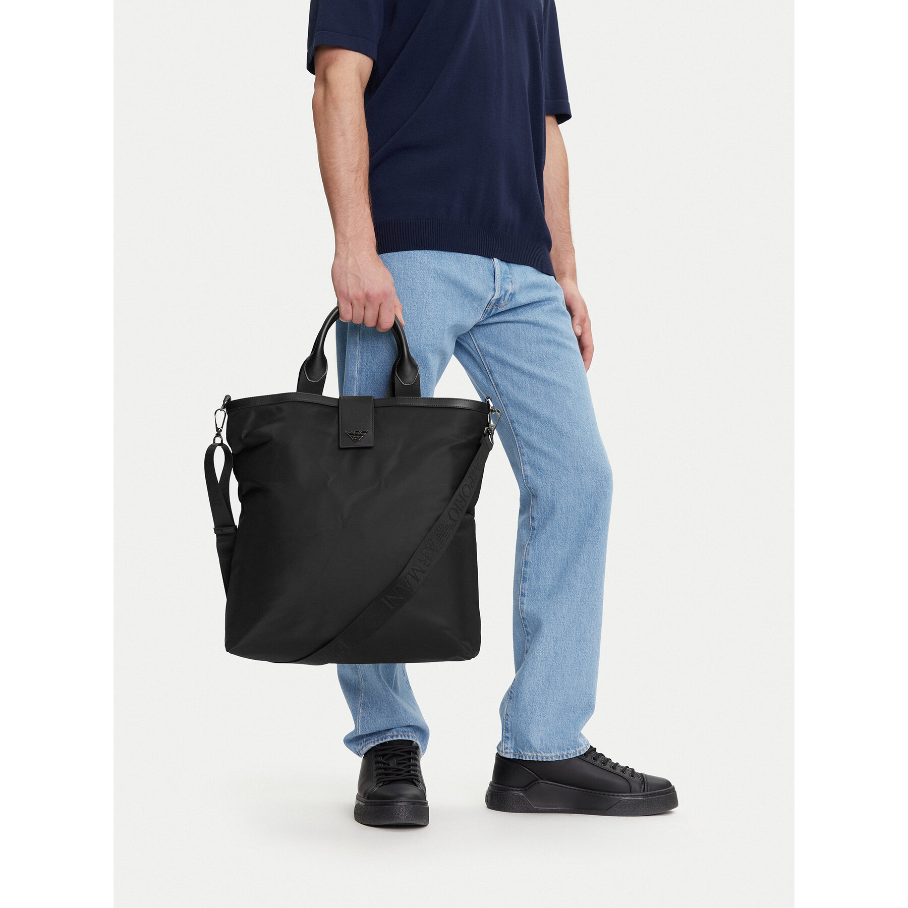 Taška Emporio Armani EM001796 AF13454 UC001 Čierna