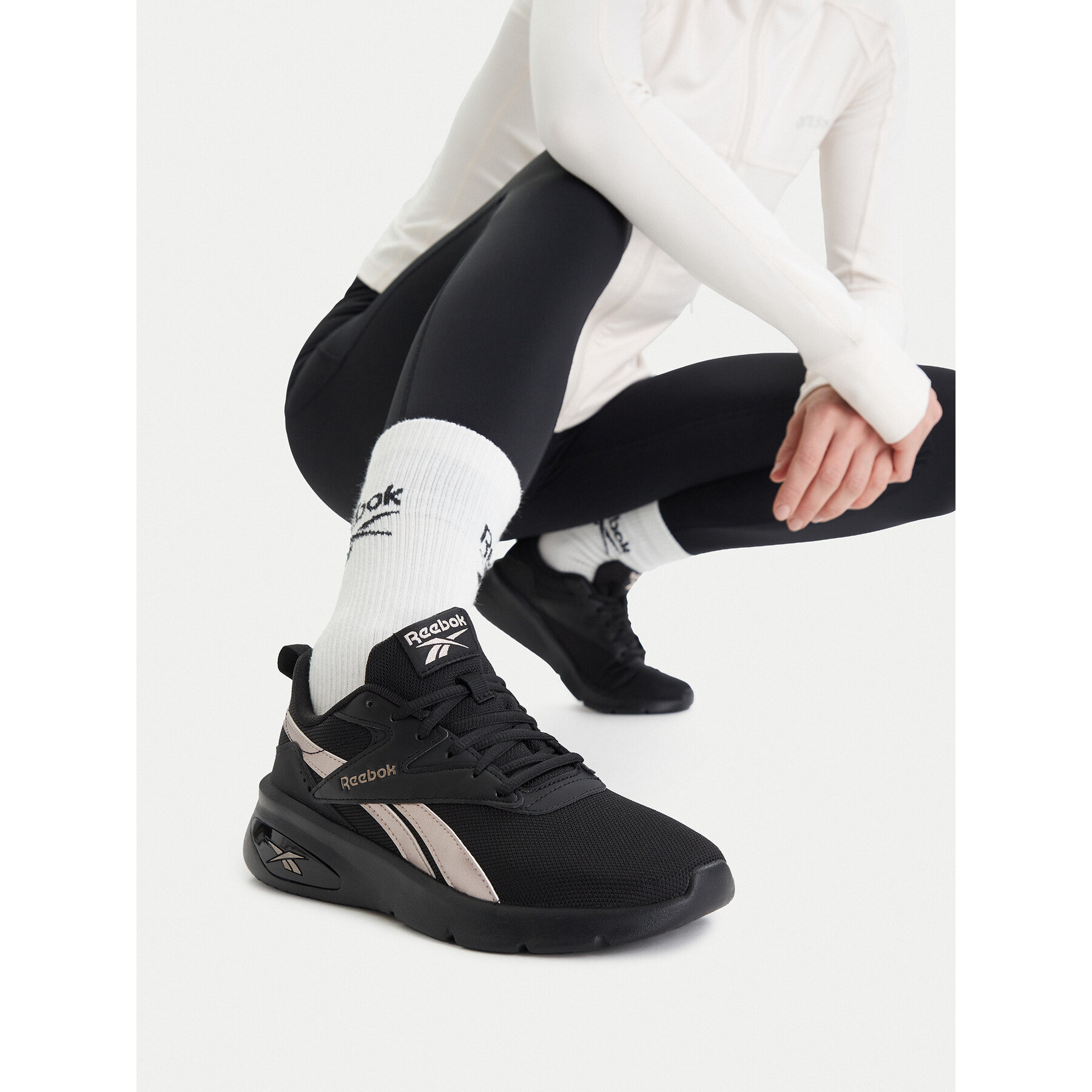 Sneakersy Reebok C-RIDER V 100220427 Zlatá