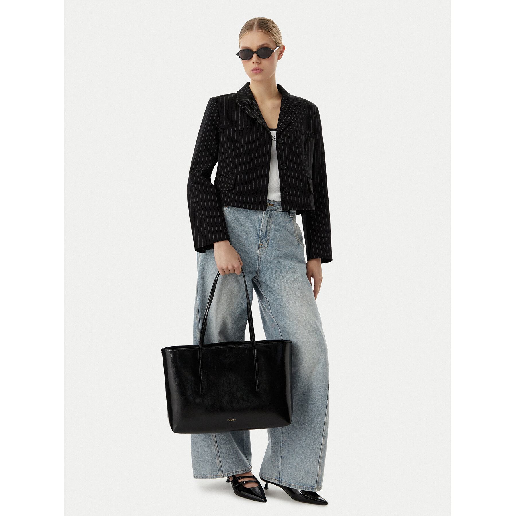 Kabelka Calvin Klein Foil Logo Glossy LV04F3537G Čierna
