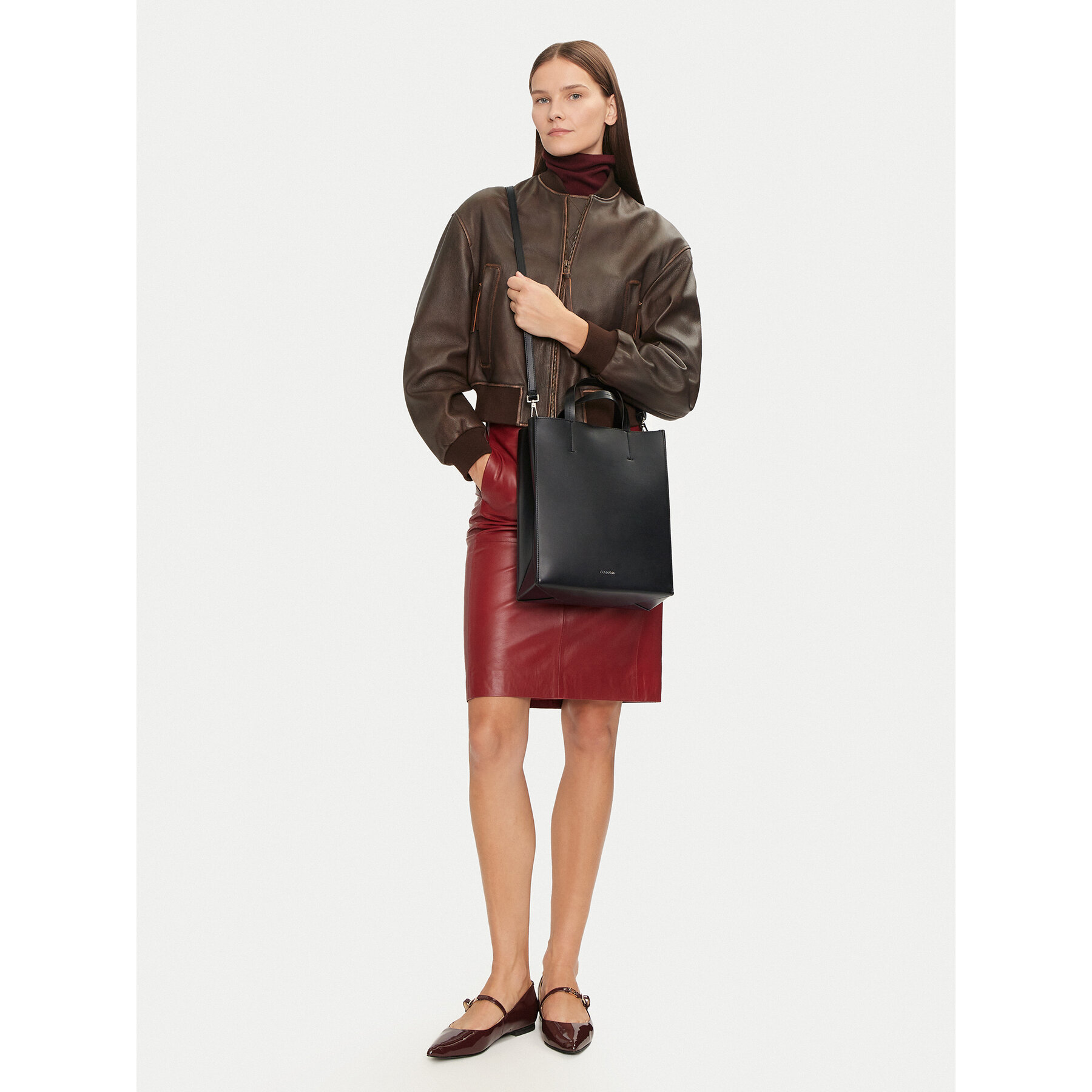 Дамска чанта Calvin Klein Line Lthr Mini Tote 32 LV04F3002G Черен