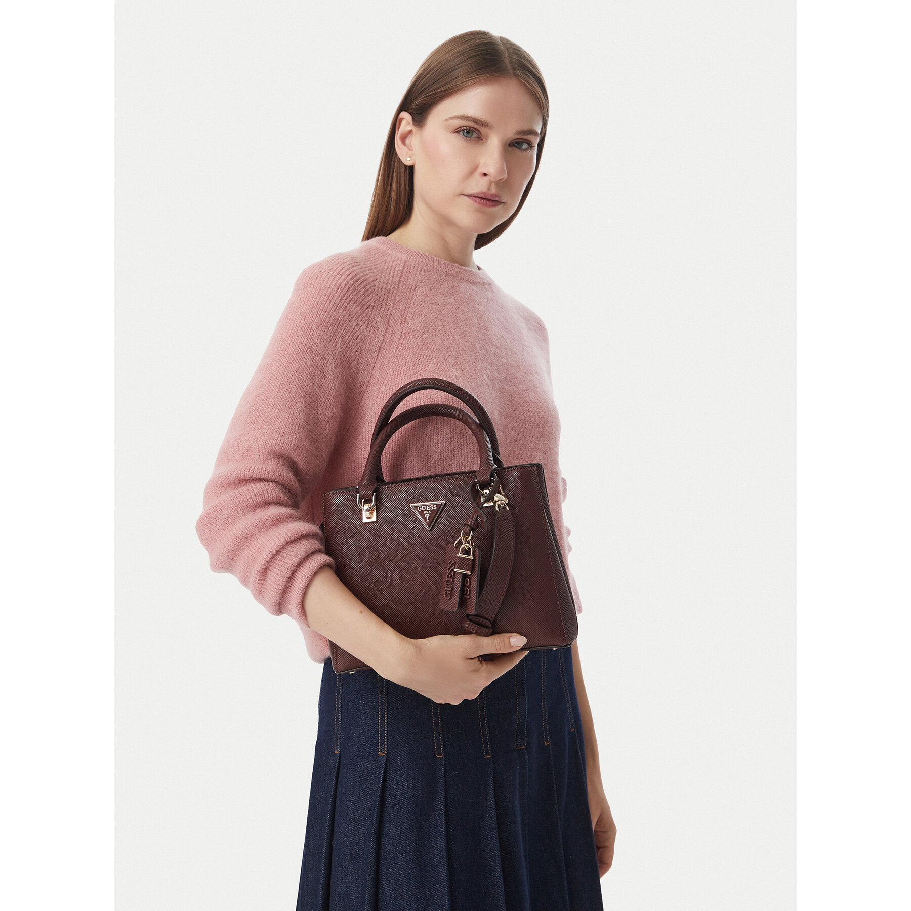 Geantă Guess Noelle II HWZG96 72050 Vișiniu
