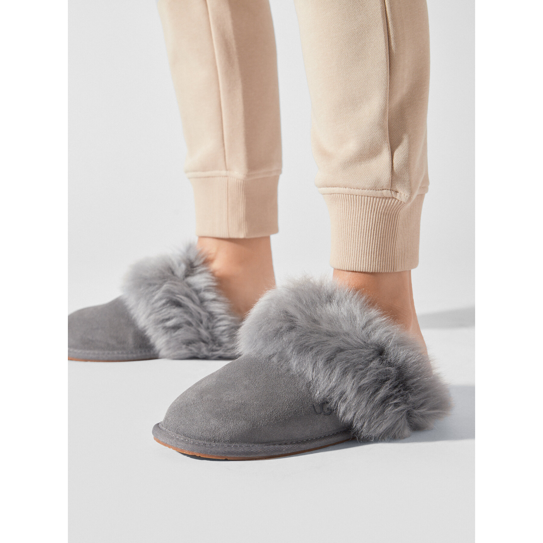 Čības Ugg W Scuff Sis 1122750 Pelēks