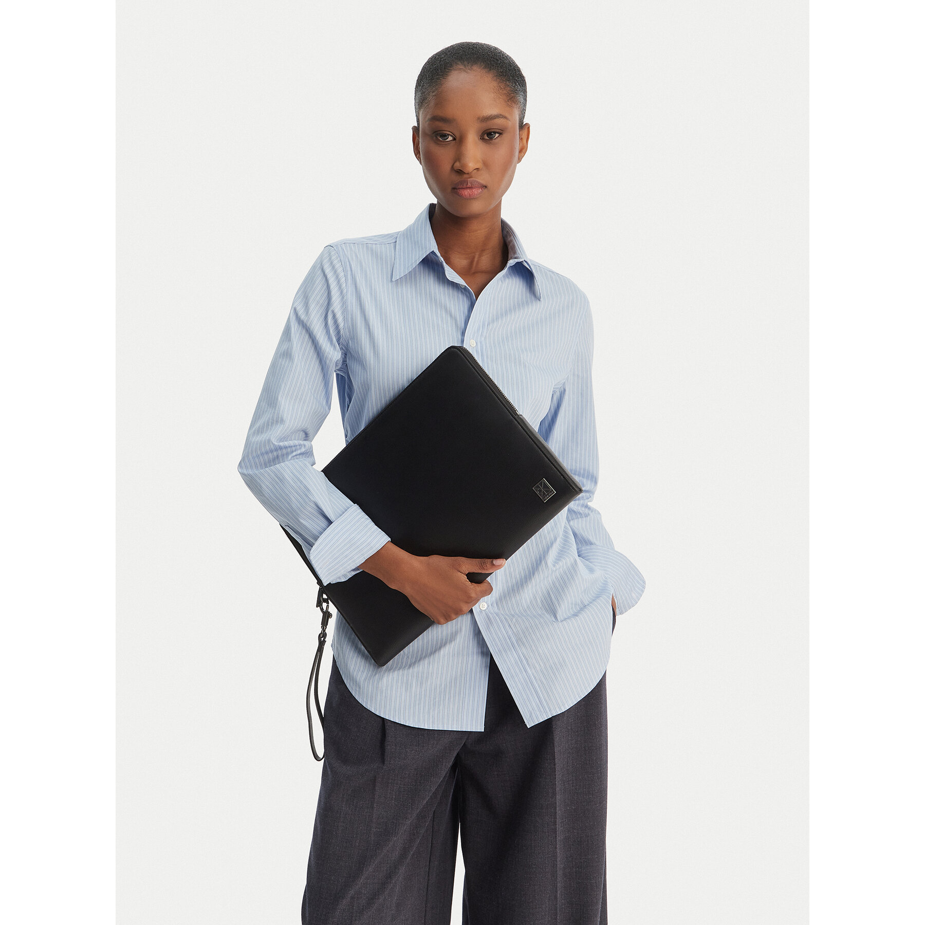 Husă pentru tabletă Calvin Klein Emblem Hw Laptop Sleeve LV04D1171G Negru