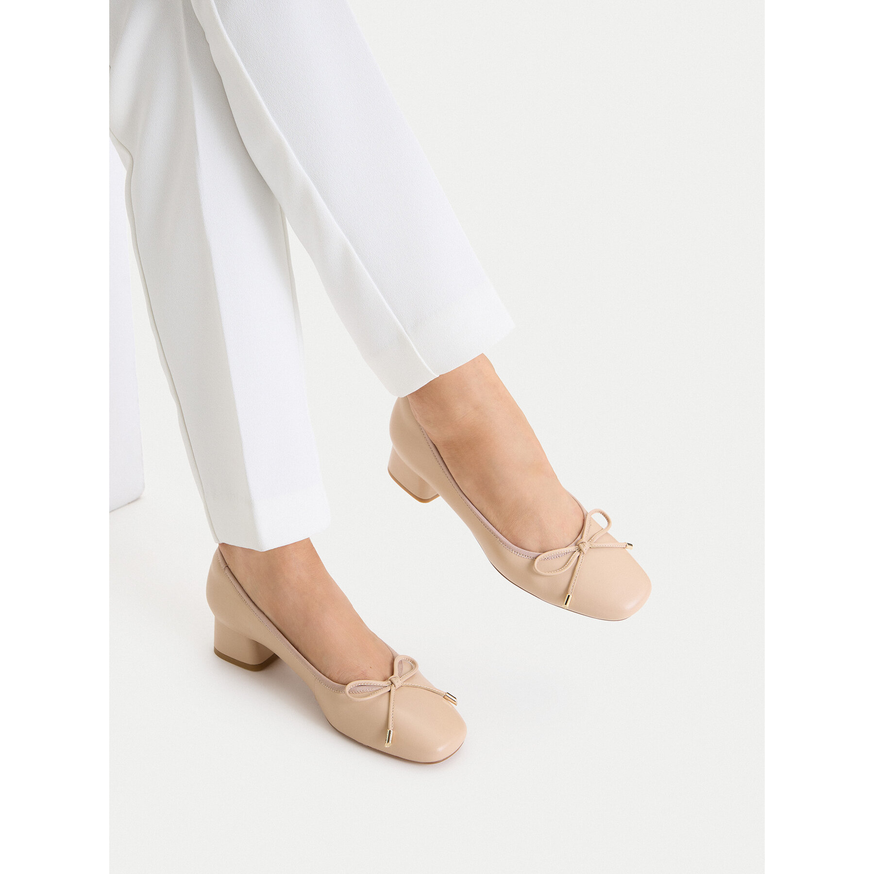 Pantofi pumps GINO ROSSI C-XRY0508 Bej