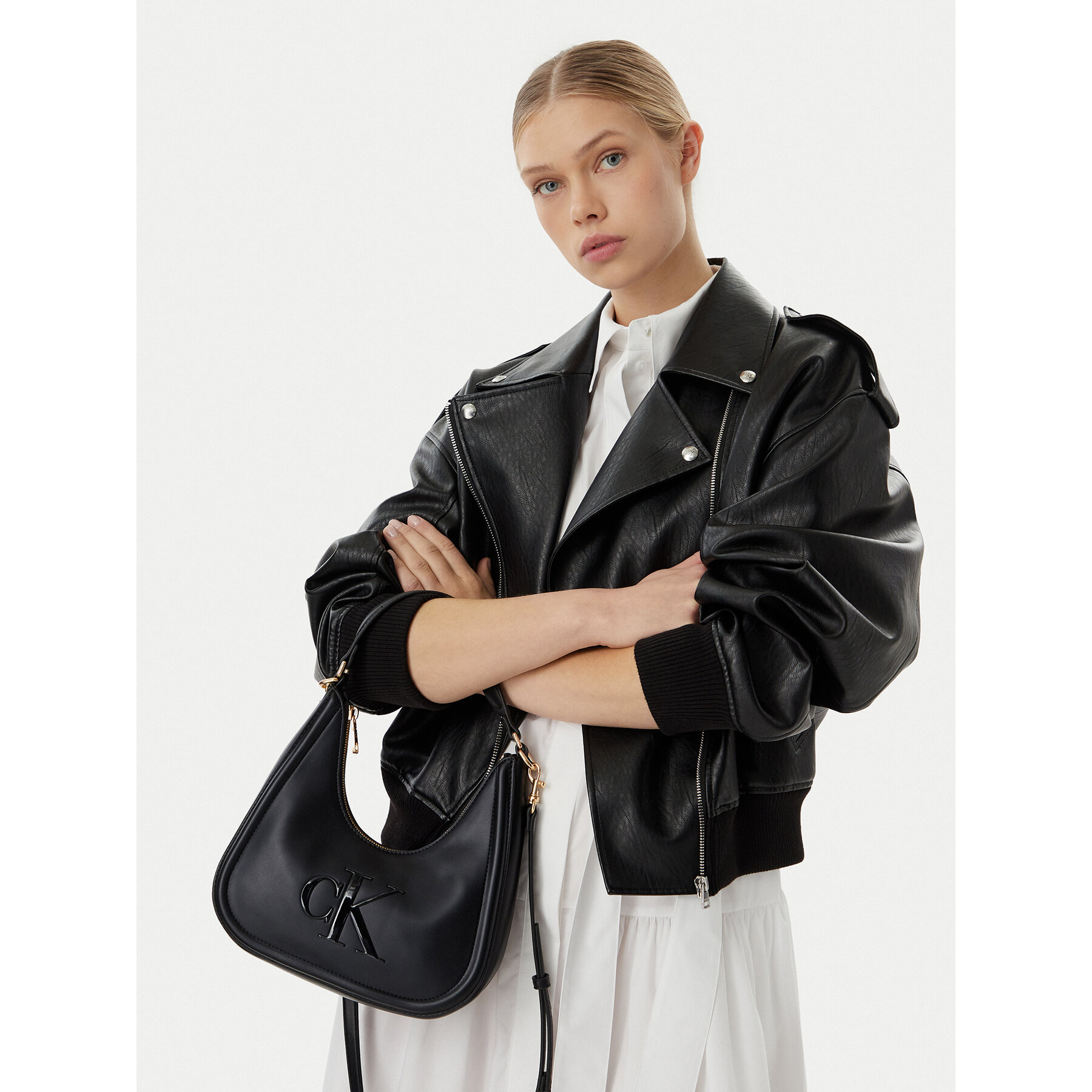 Geantă Calvin Klein Bold Ck Small Crescent LV04F3561G Negru