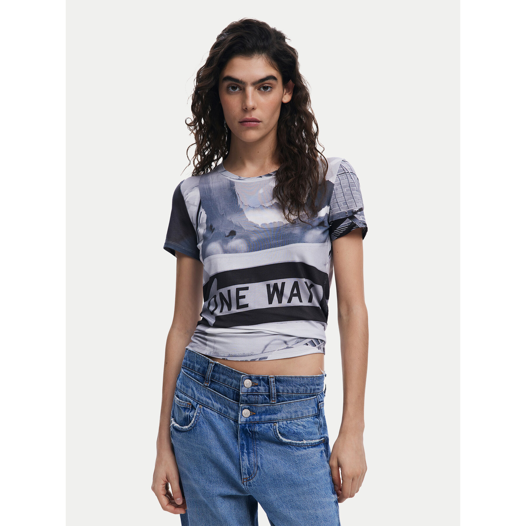 Desigual Póló Potomac 25SWTKA0 Szürke Slim Fit