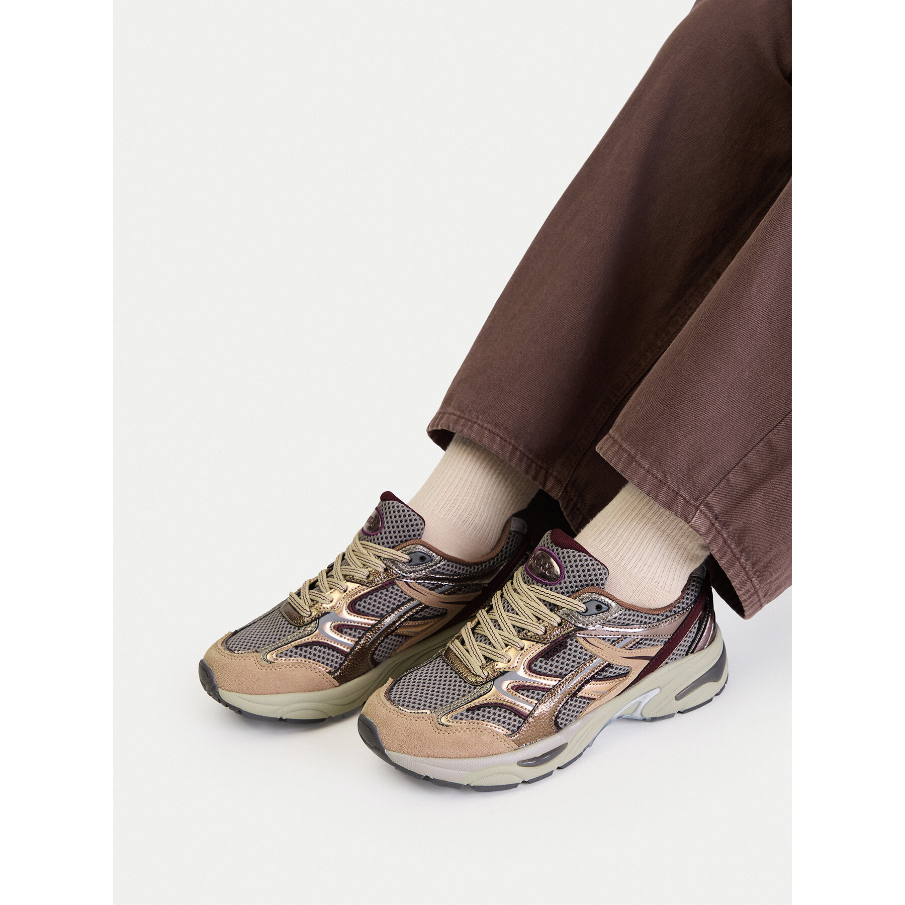 Sneakersy MEXX EO-MI001006263W-01 Šedá