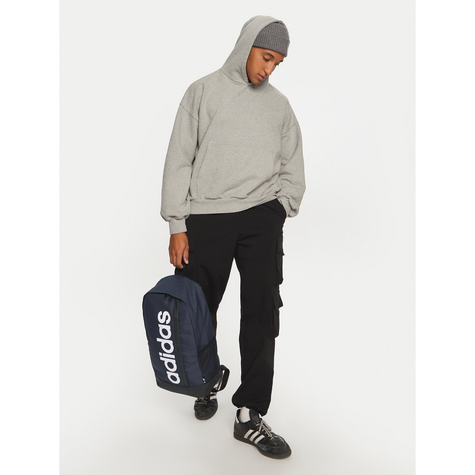 Ruksak adidas Essentials Linear Backpack HR5343 Tmavomodrá