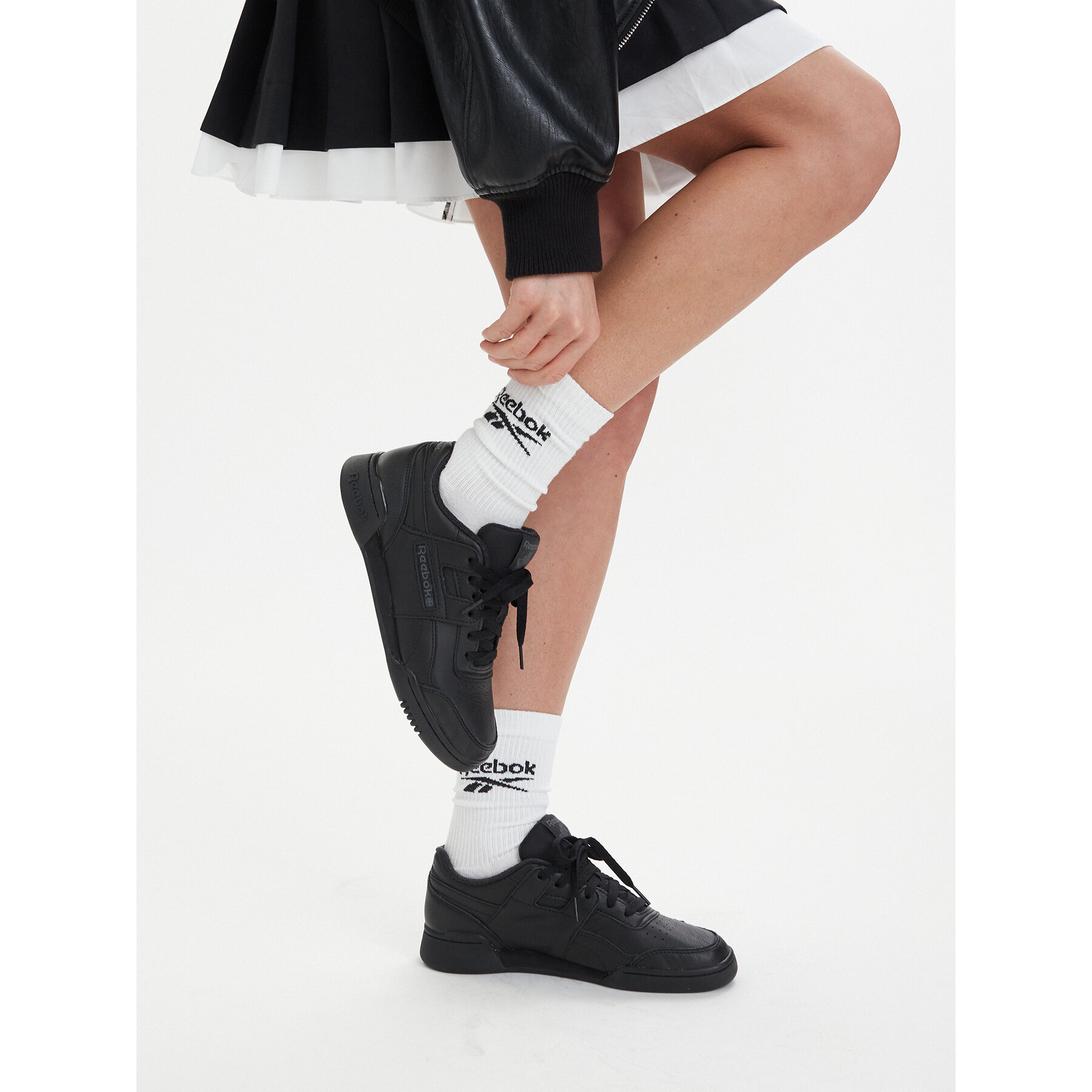 Sneakersy Reebok SS-WORKOUT PLUS 100256008 Čierna
