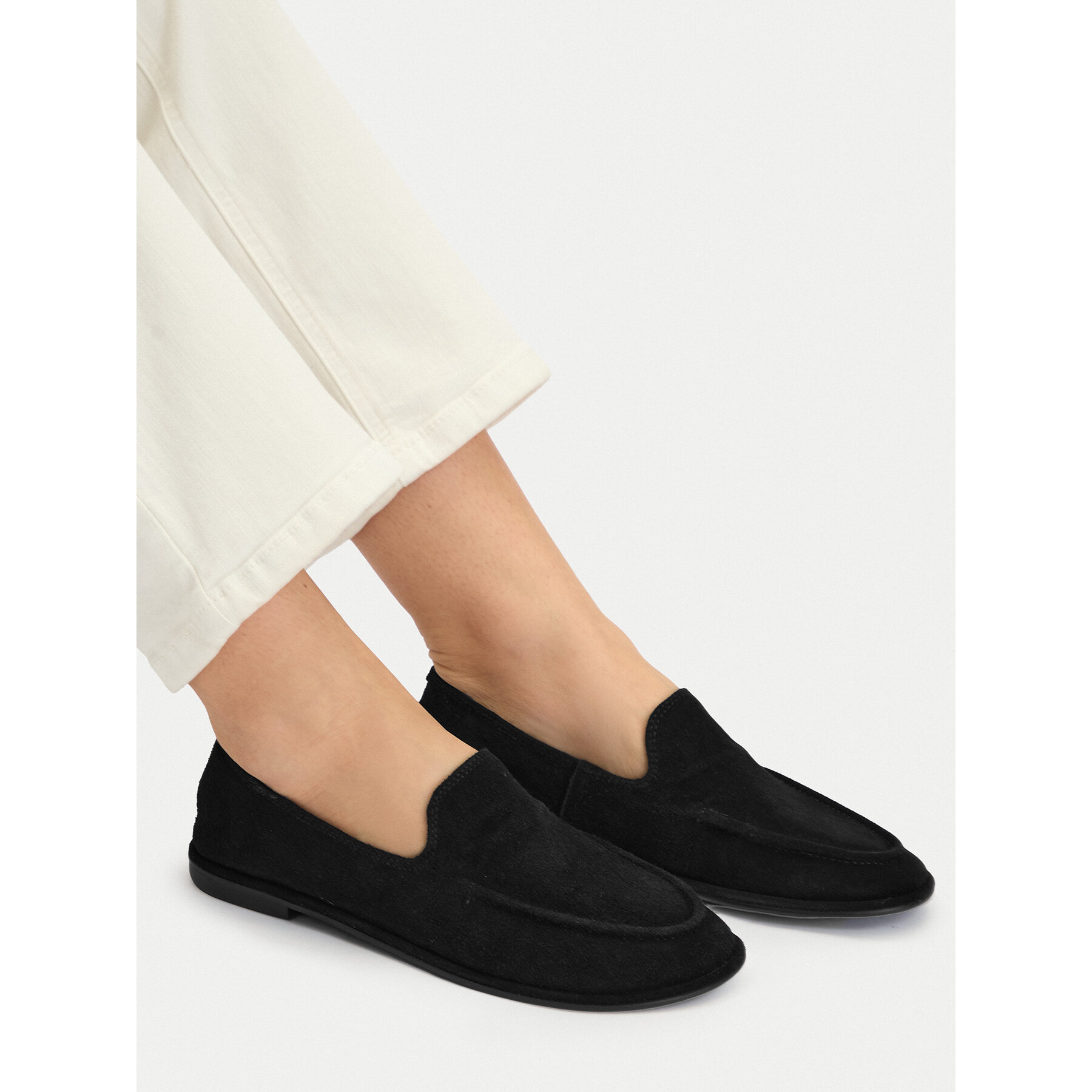 Loaferice GINO ROSSI EO-V2031-1-1 Crna