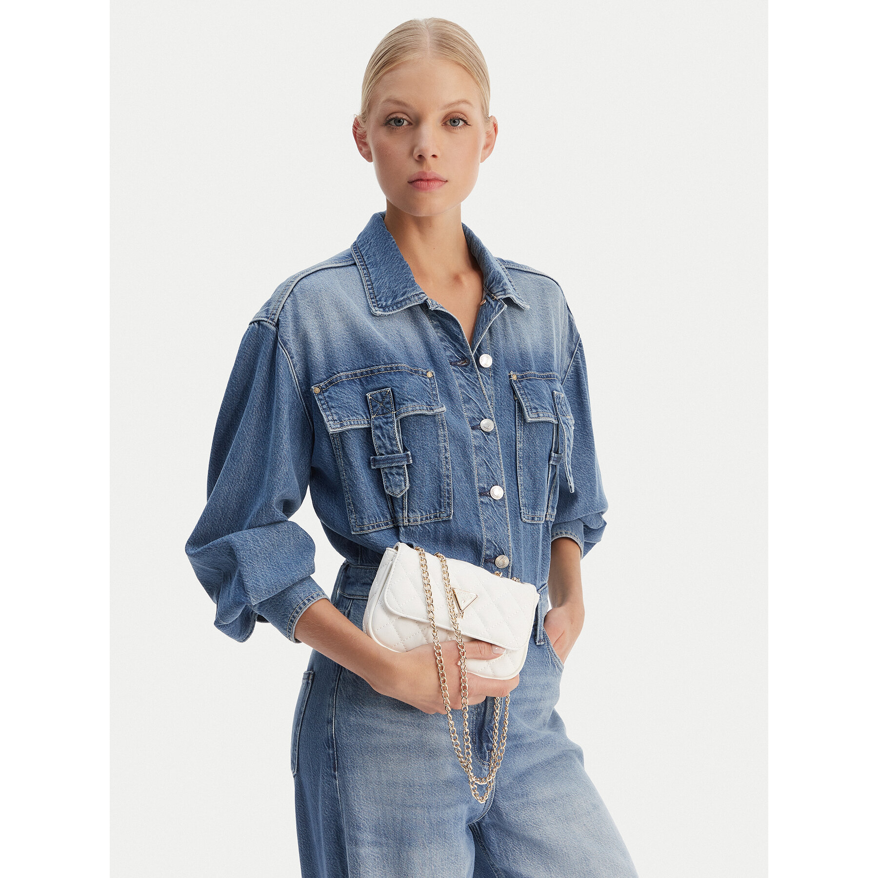 Дамска чанта Guess J5YZ17 WGT10 Бял