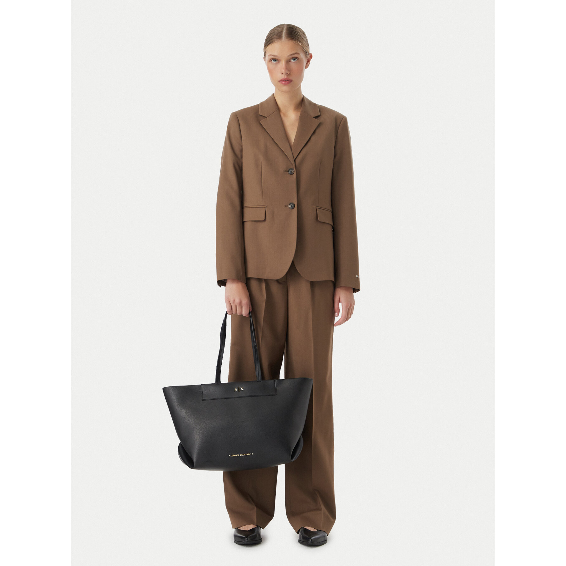 Ročna torba Armani Exchange XW001548 AF26447 UC001 Črna