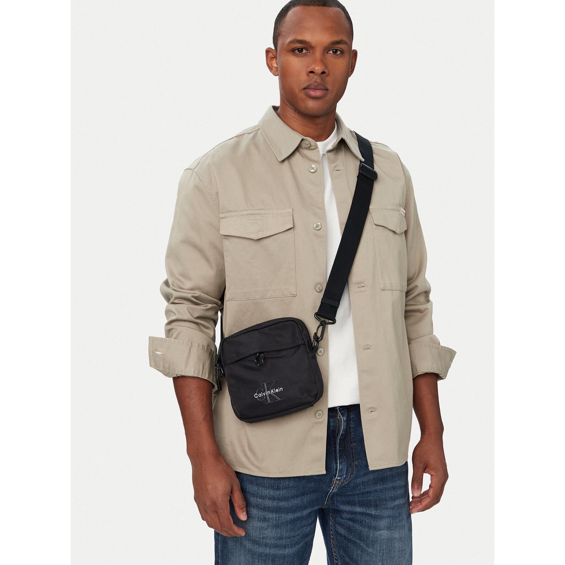 Geantă crossover Calvin Klein Bold Square Crossbody LV04D3454G Negru