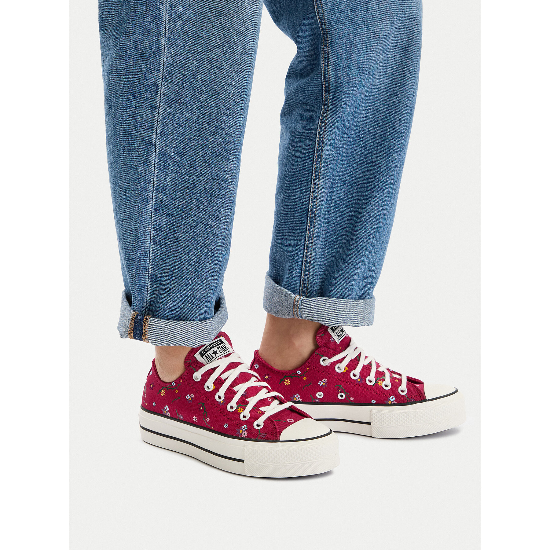 Plátenky Converse Chuck Taylor All Star Lift Platform Embroidered Floral Patchwork A15535C Bordová