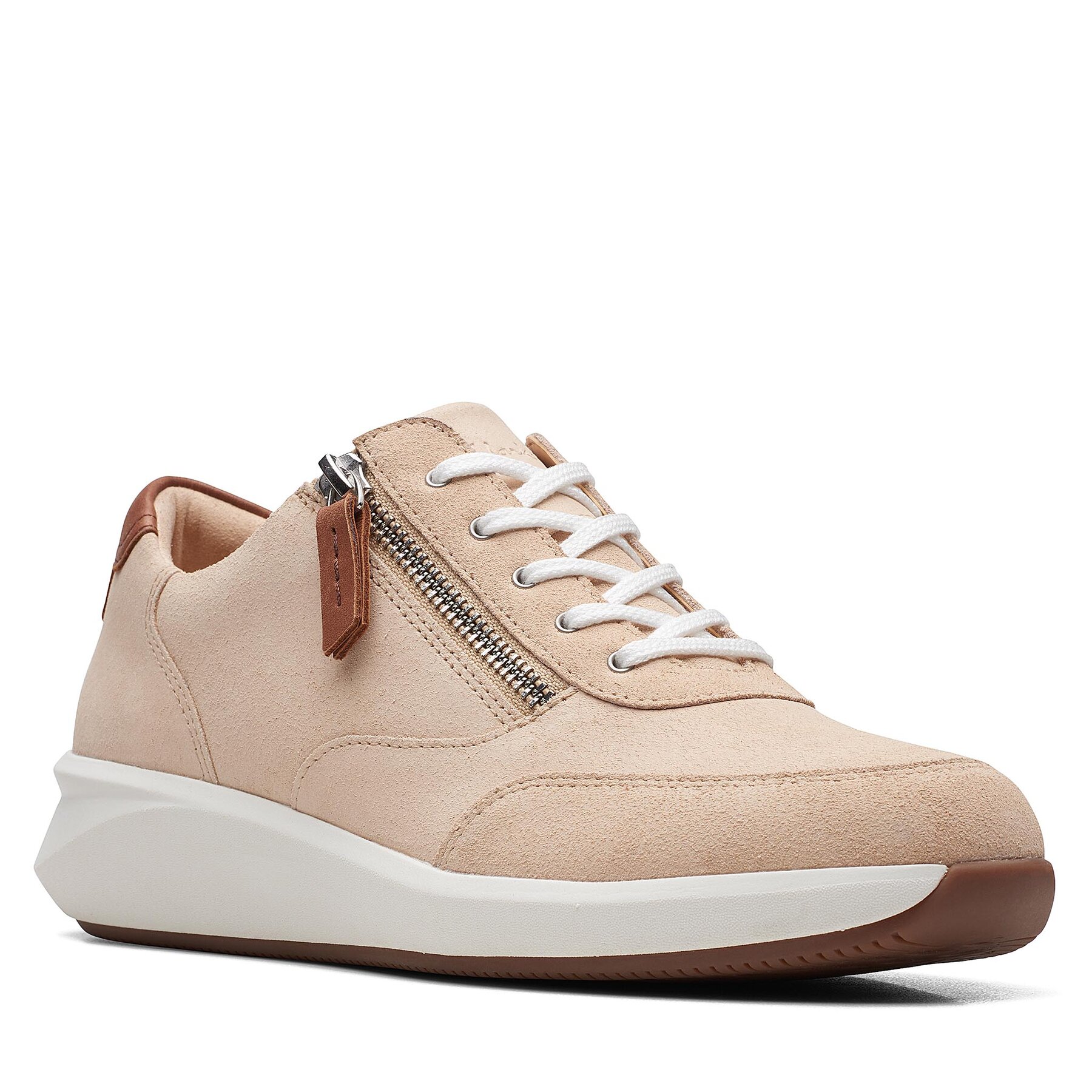 Pantofi Clarks Un Rio Zip 26170212 Light Sand Nub 26170212 imagine super redus 2022