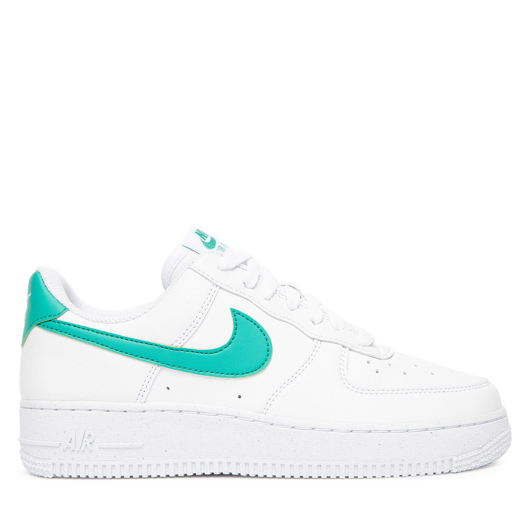 Sneakersy Nike Aire Force 1 07 NN DV3808 108 Bílá