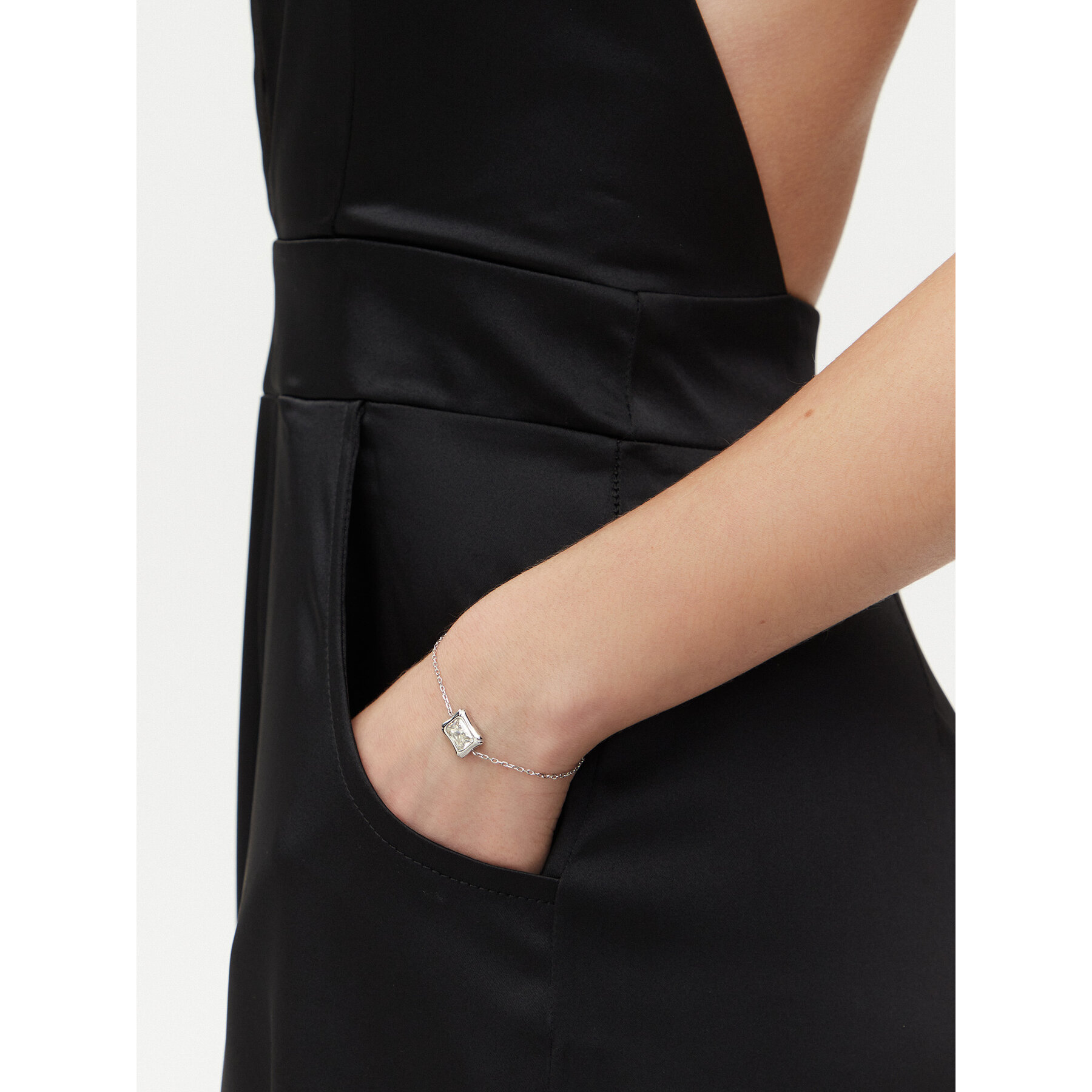  Karkötő Guess JUBB05 171JW Ezüst akciós termékkép 1