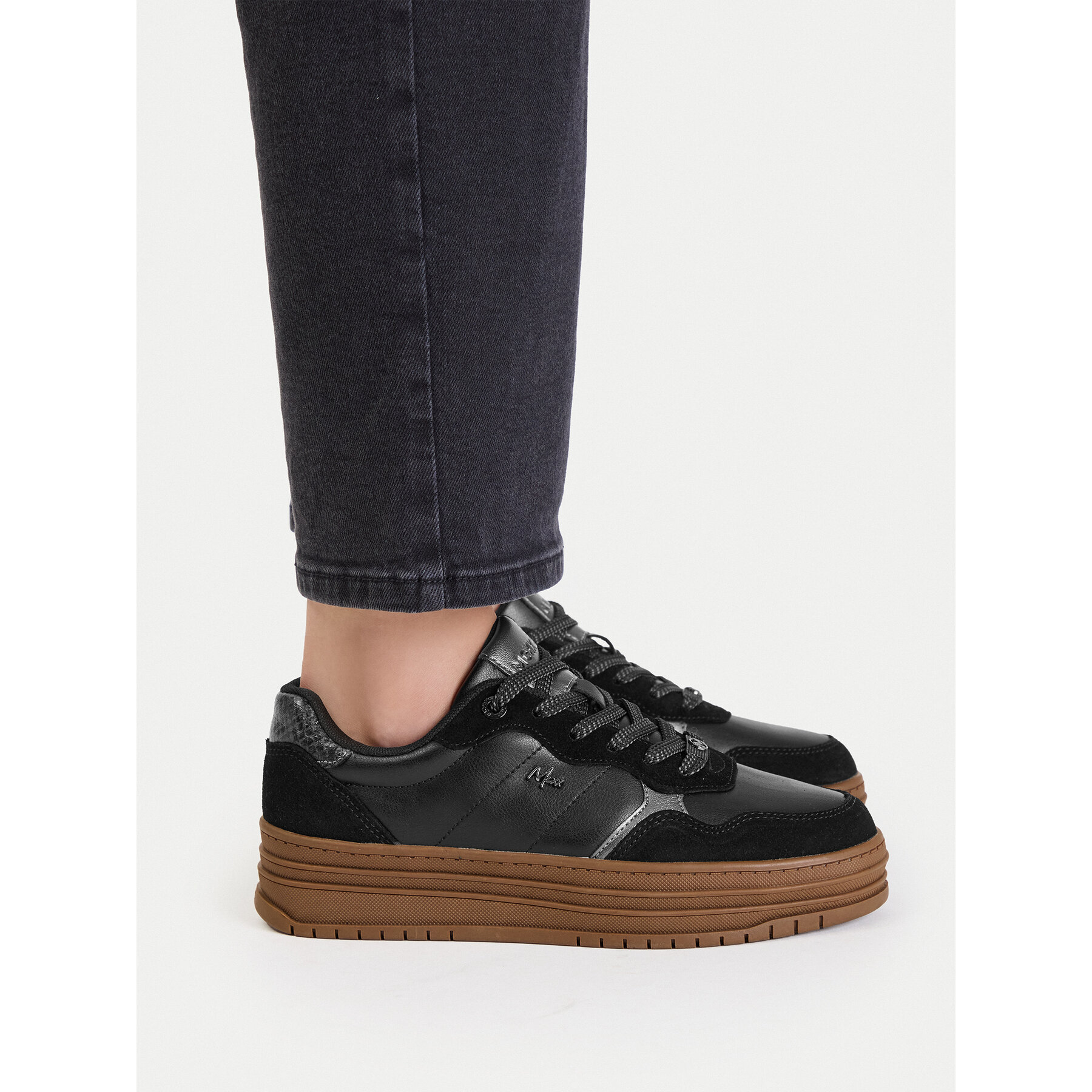 Sneakersy MEXX EO-MI001006463W Černá