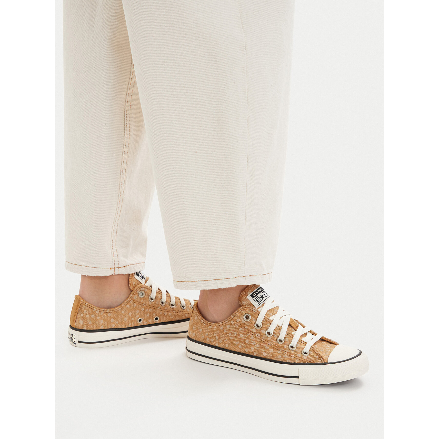 Modne superge Converse Chuck Taylor All Star Deer Pattern A17922C Rjava