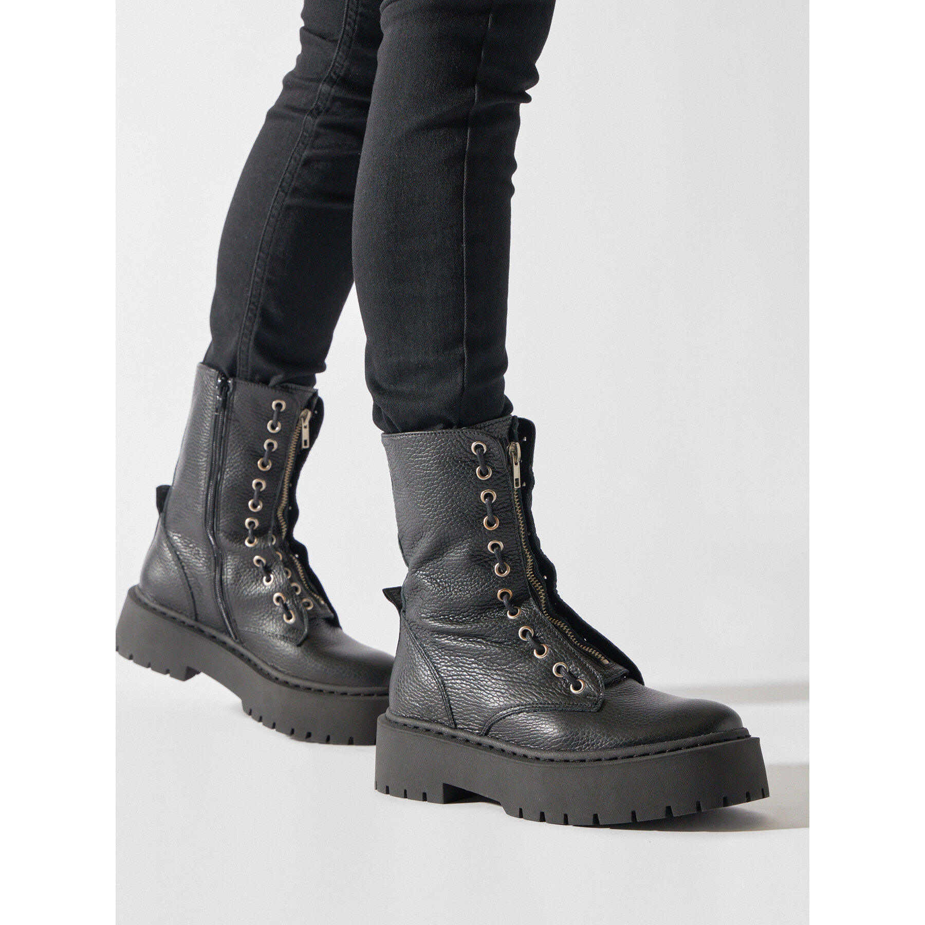 Outdoorová obuv Steve Madden Odilia Bootie SM11002631 SM11002631-017 Čierna