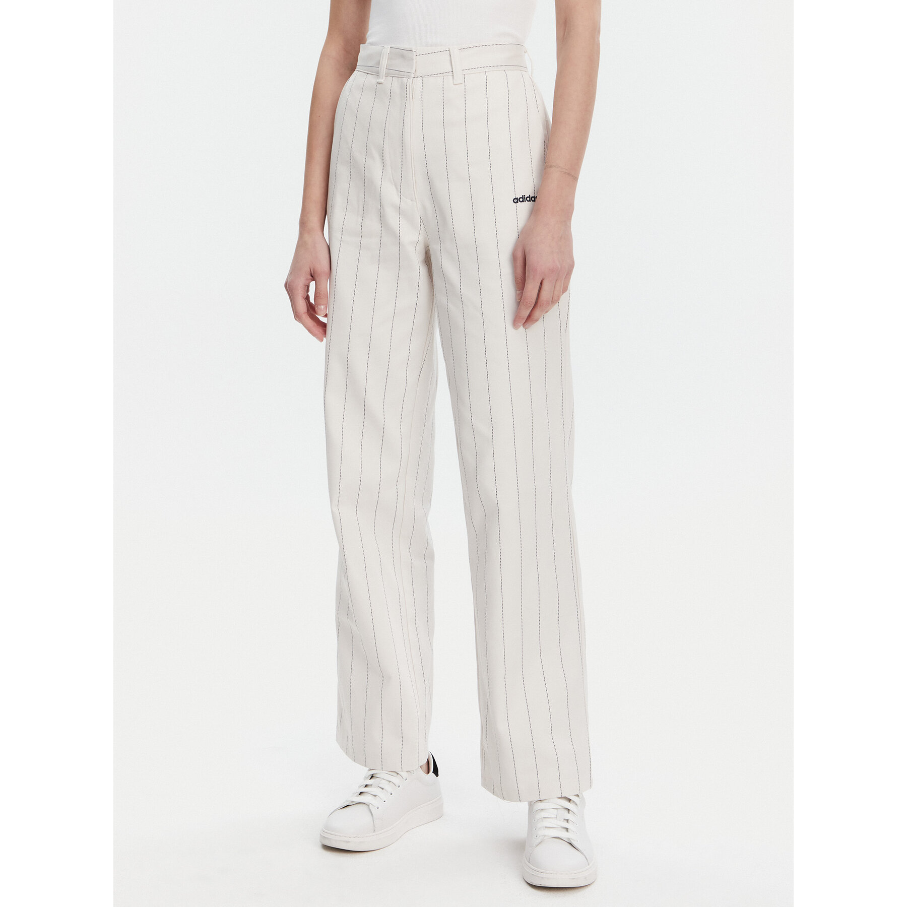 adidas Stoffhose Pinstripe JJ3483 Weiß Regular Fit