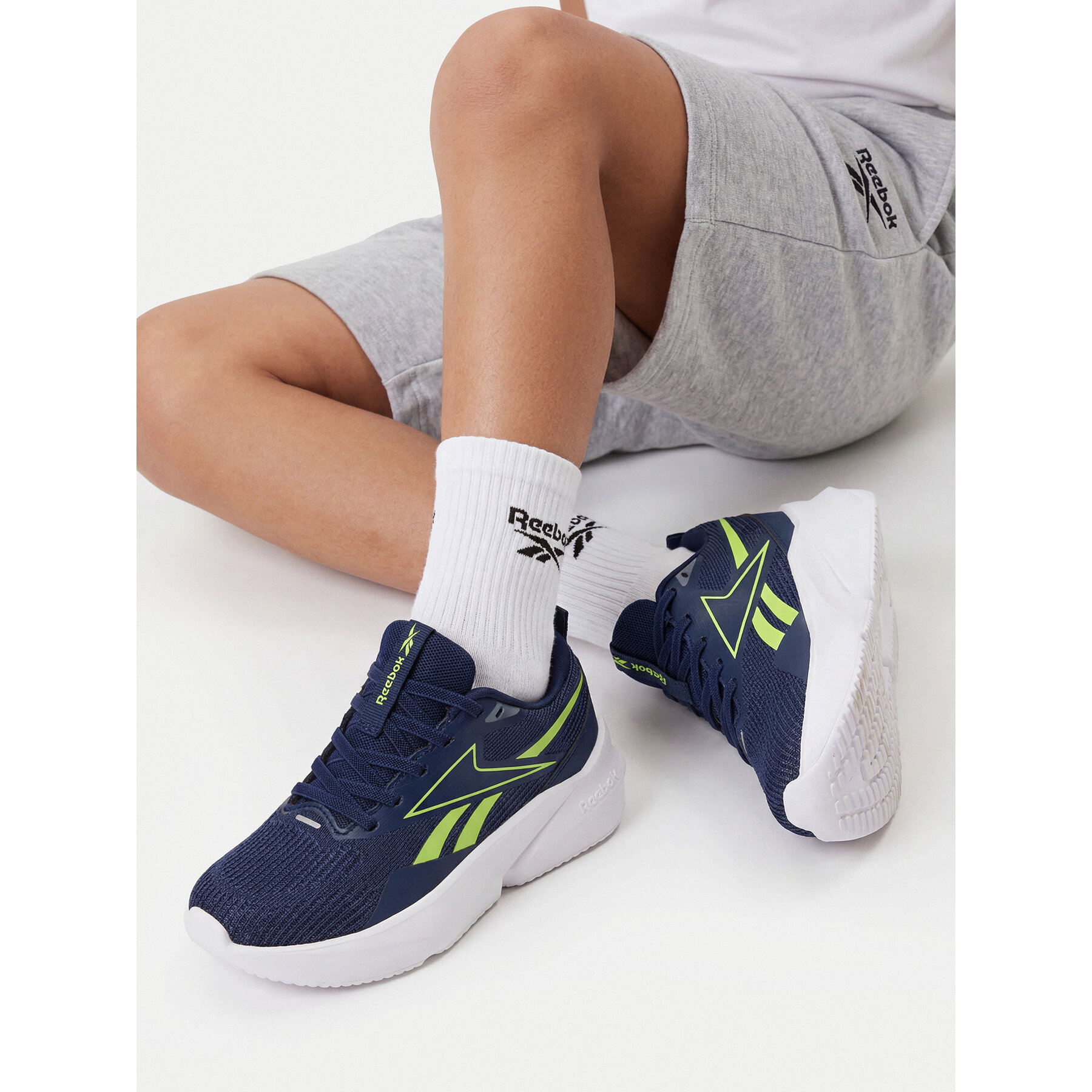 Tenisice Reebok CEO-H8-552 Tamnoplava