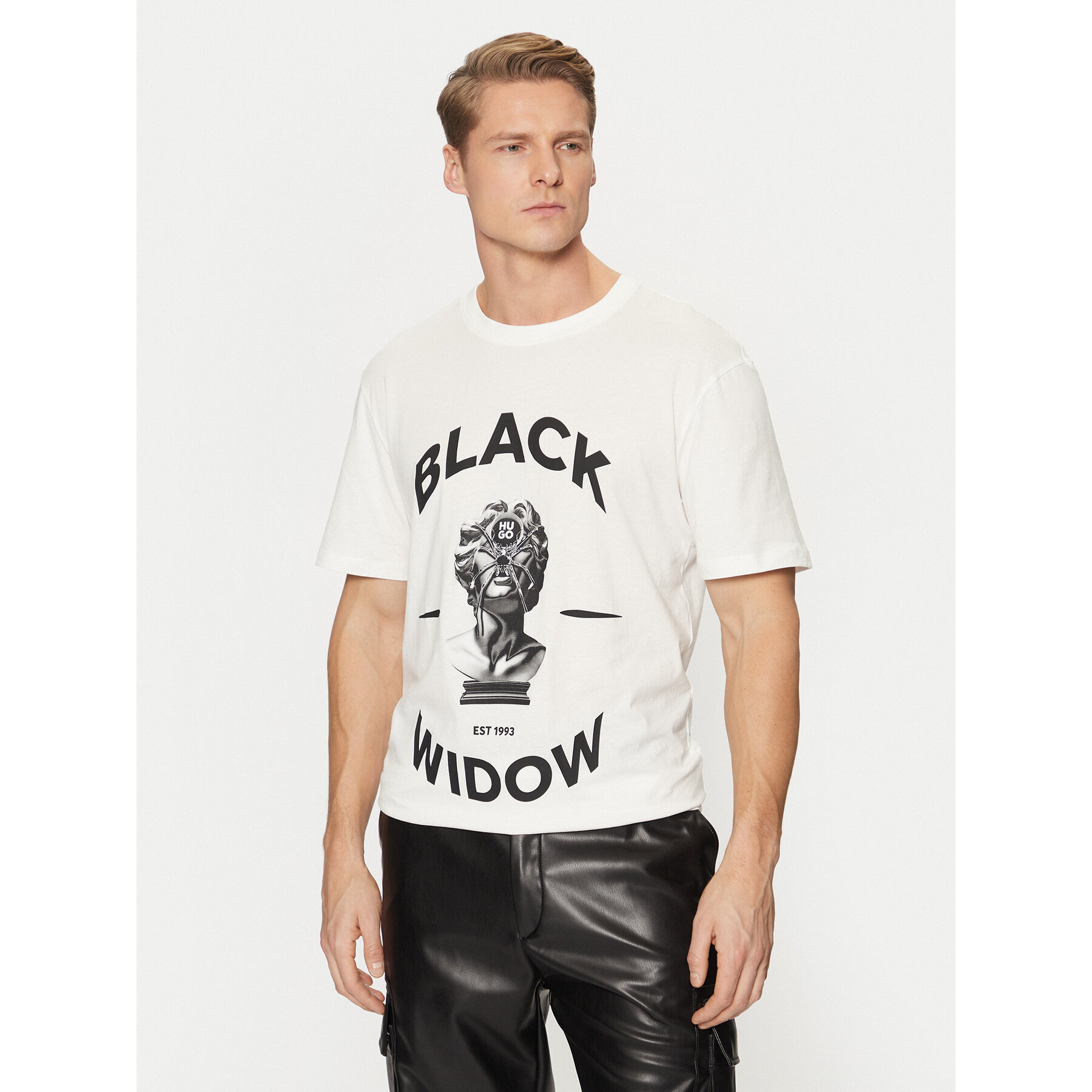 HUGO T-shirt Dostalgi 50530684 Bijela Relaxed Fit