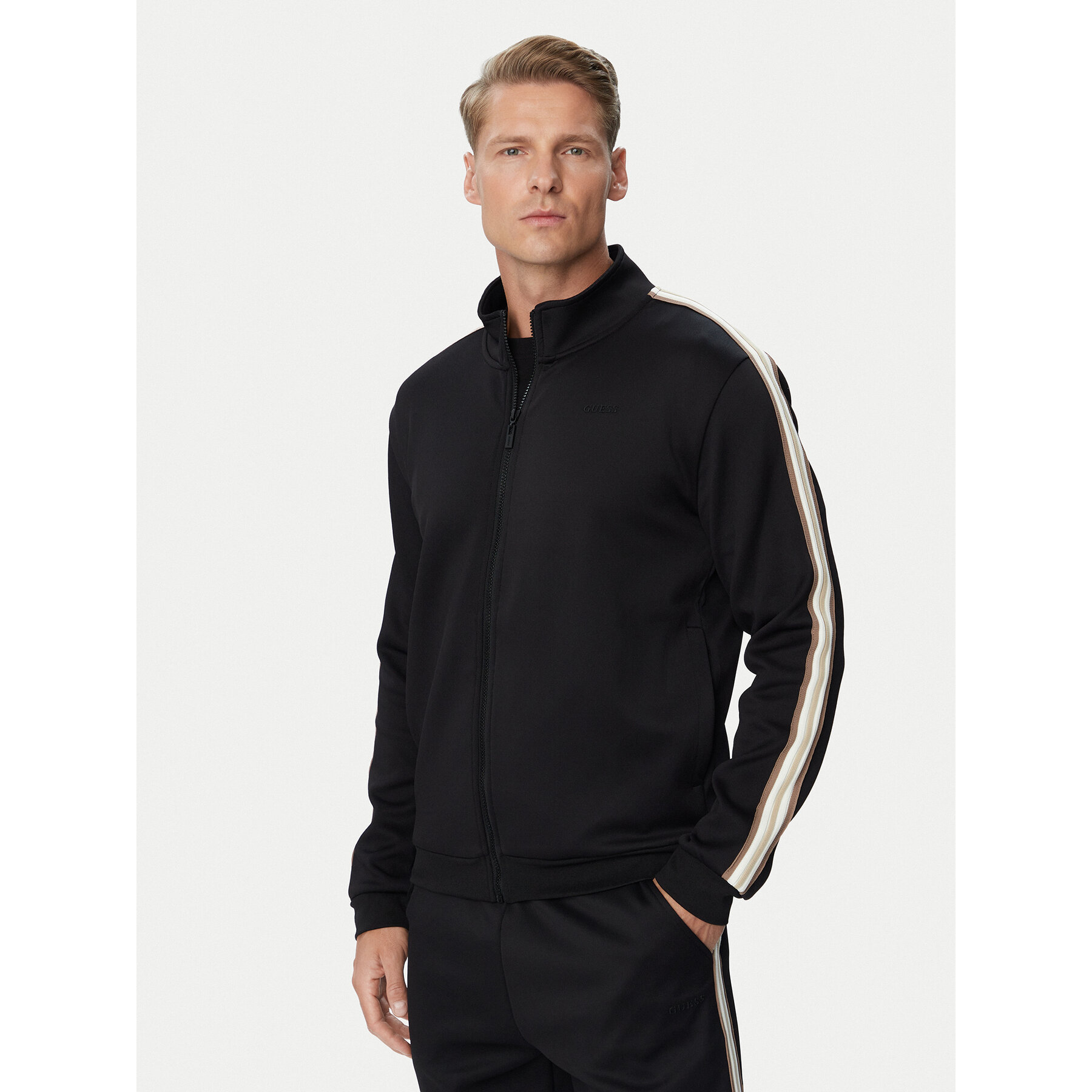 Guess Sweatshirt Z6YQ24 K5014 Schwarz Regular Fit
