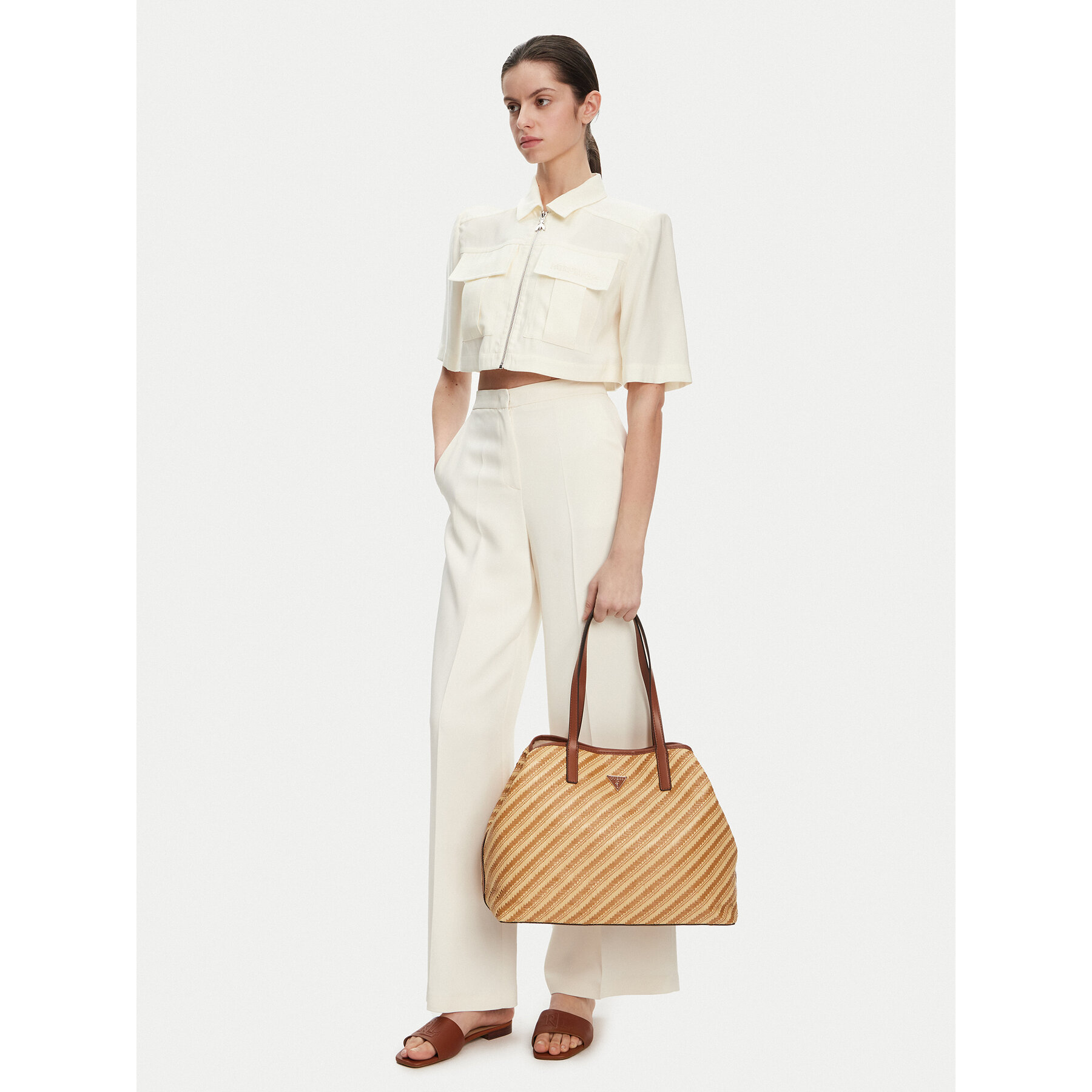 Дамска чанта Guess HWWS93 18290 Кафяв