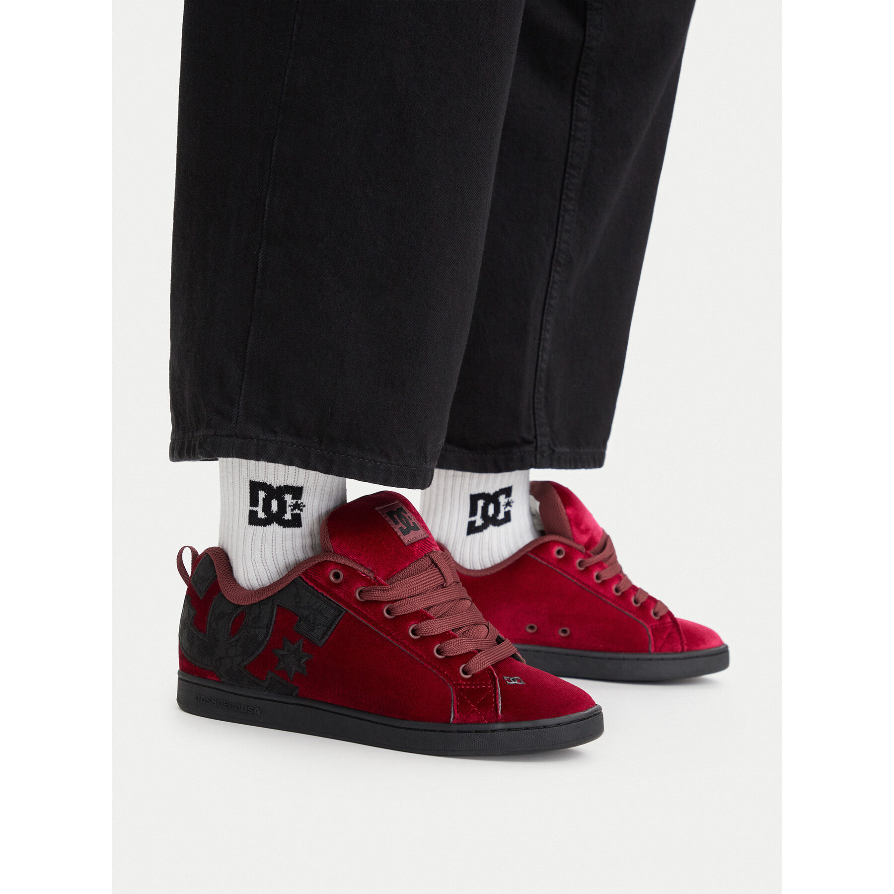 Tenisice DC Shoes EO-COURT GRAFFIK LE DC02894601 Tamnocrvena