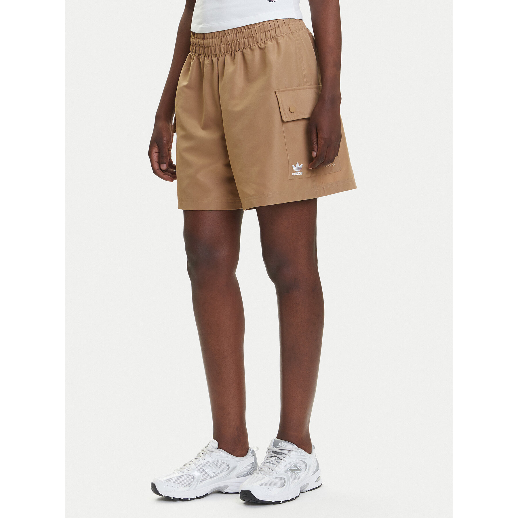 adidas Sportshorts Essentials Woven JY2612 Beige Loose Fit