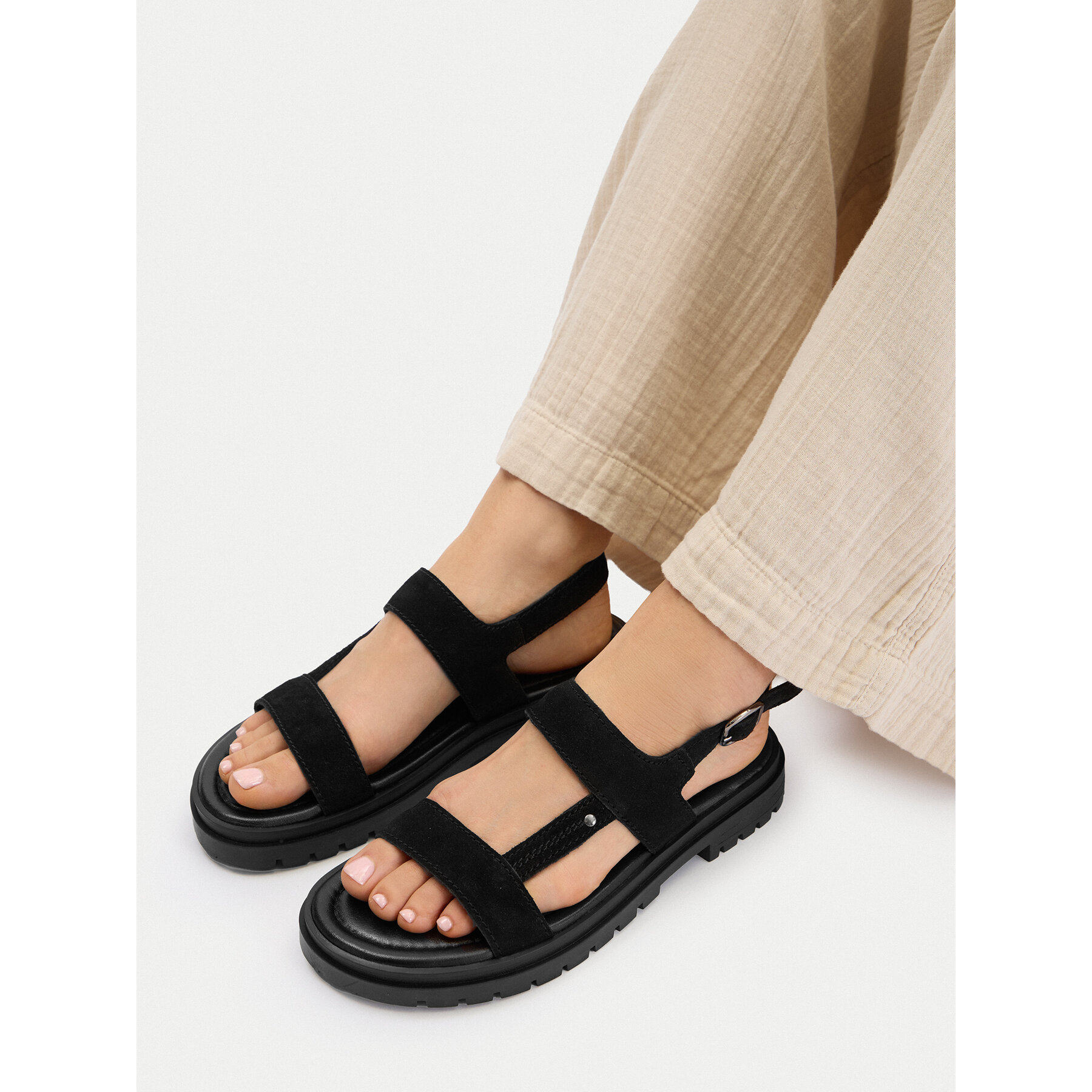 Сандали Lasocki CEO-WI34-3310-18650 Черен
