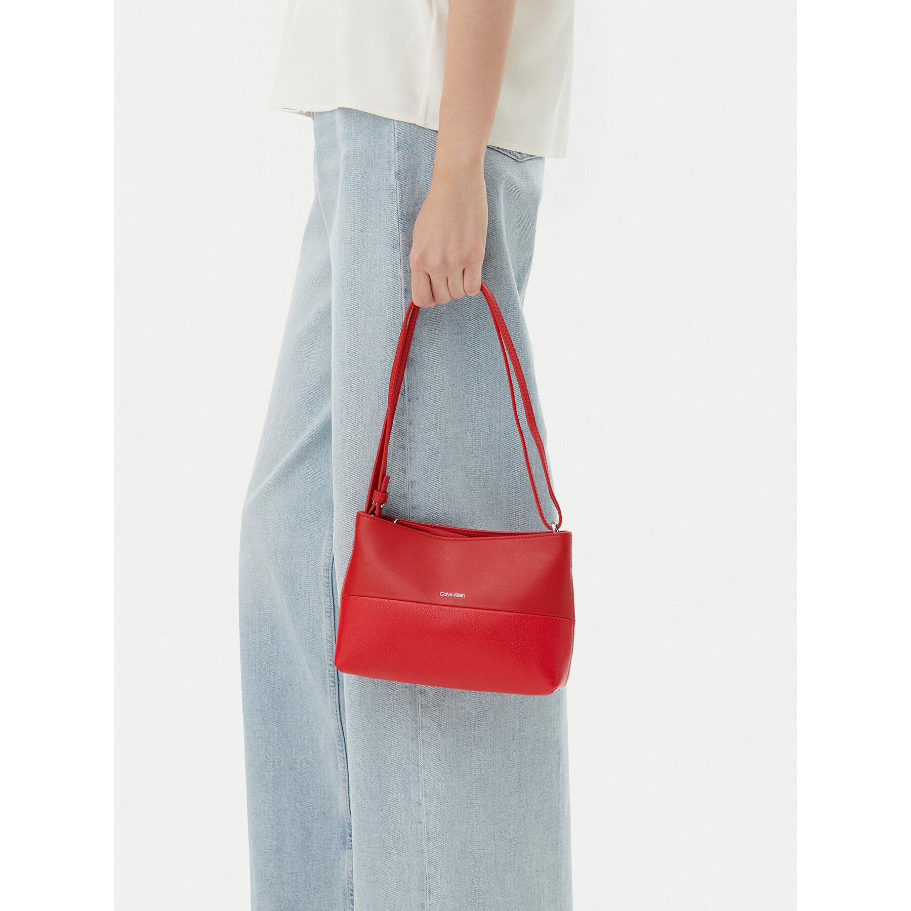 Táska Calvin Klein Ck Mixmedia Convertible Sm Bag K60K613009 Piros