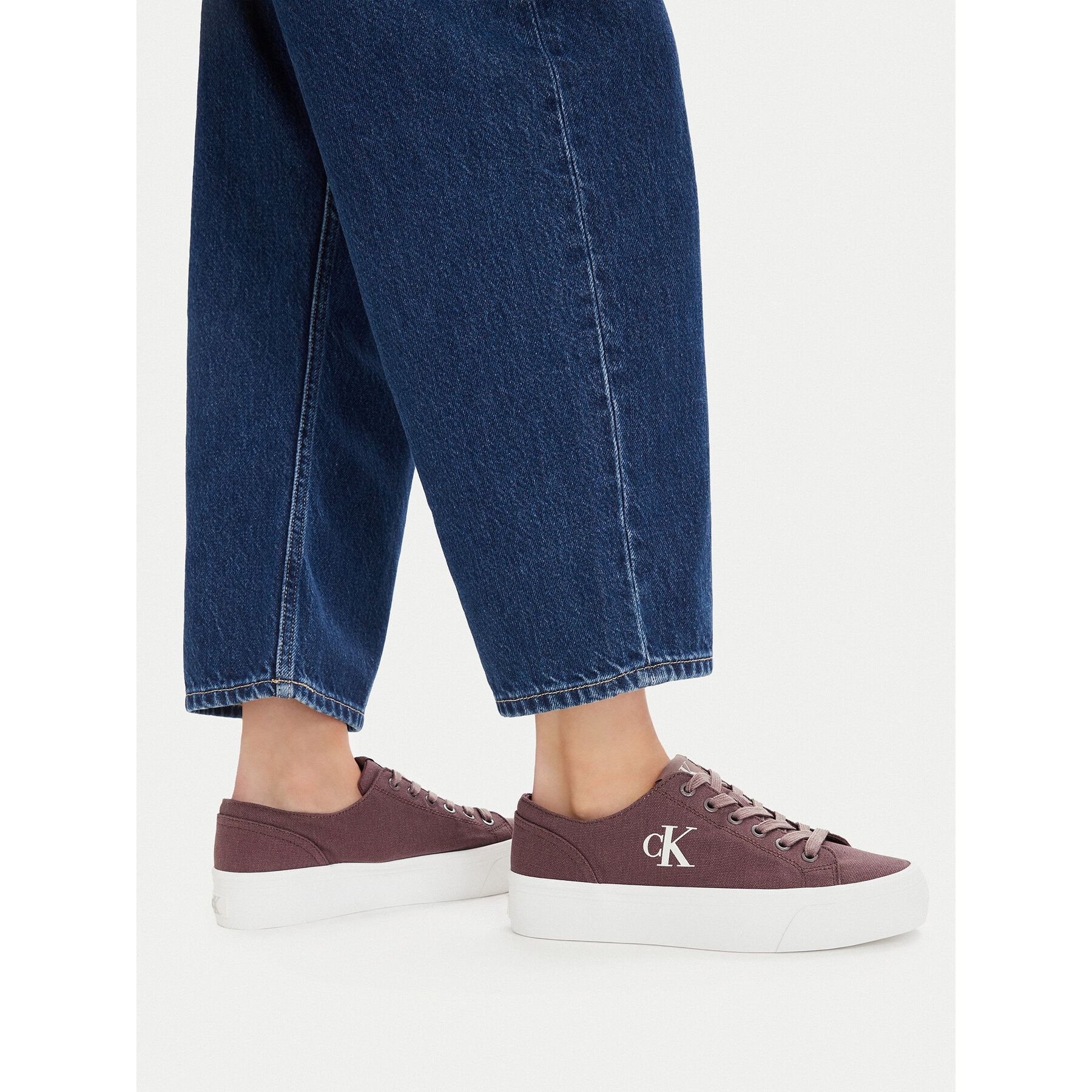 Superge Calvin Klein Jeans Vulc Flatform Low Canvas Mg YW0YW01763 Bordo rdeča