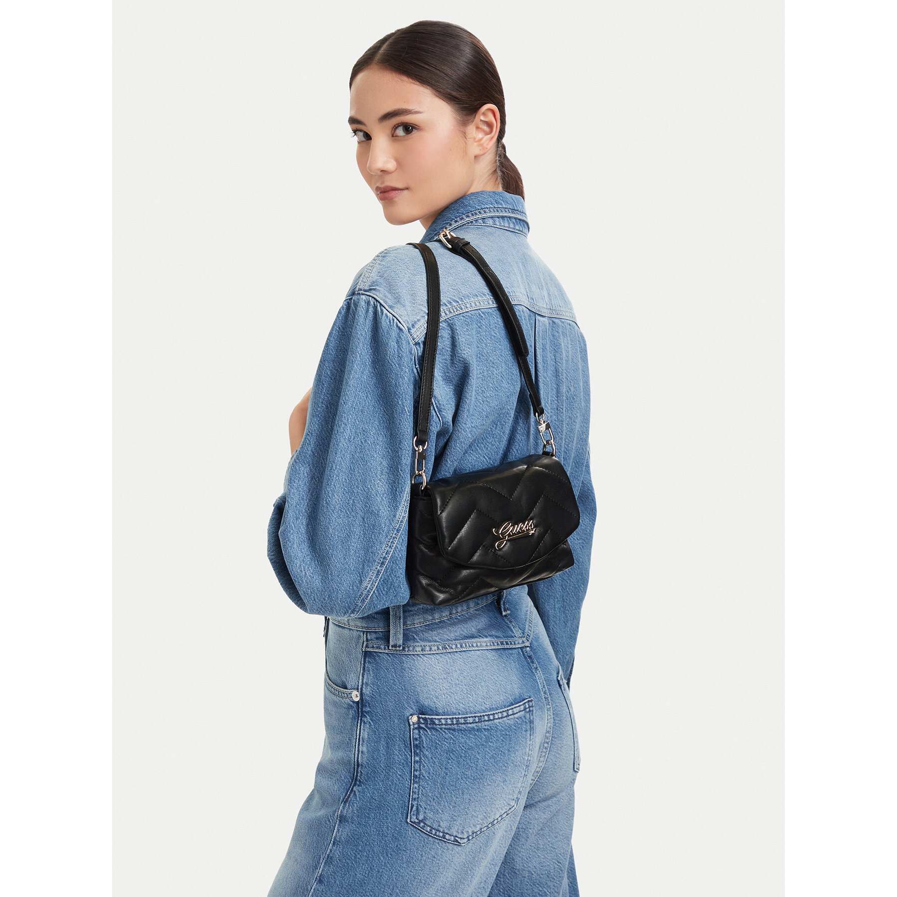 Geantă Guess J6YZ16 W2538 Negru