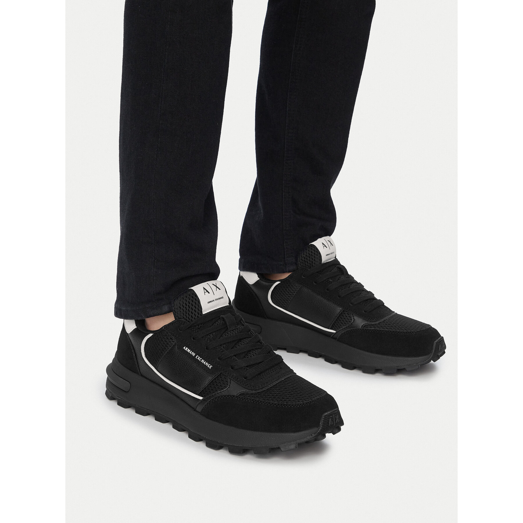 Tenisice Armani Exchange XM002197 AF17447 MC024 Crna